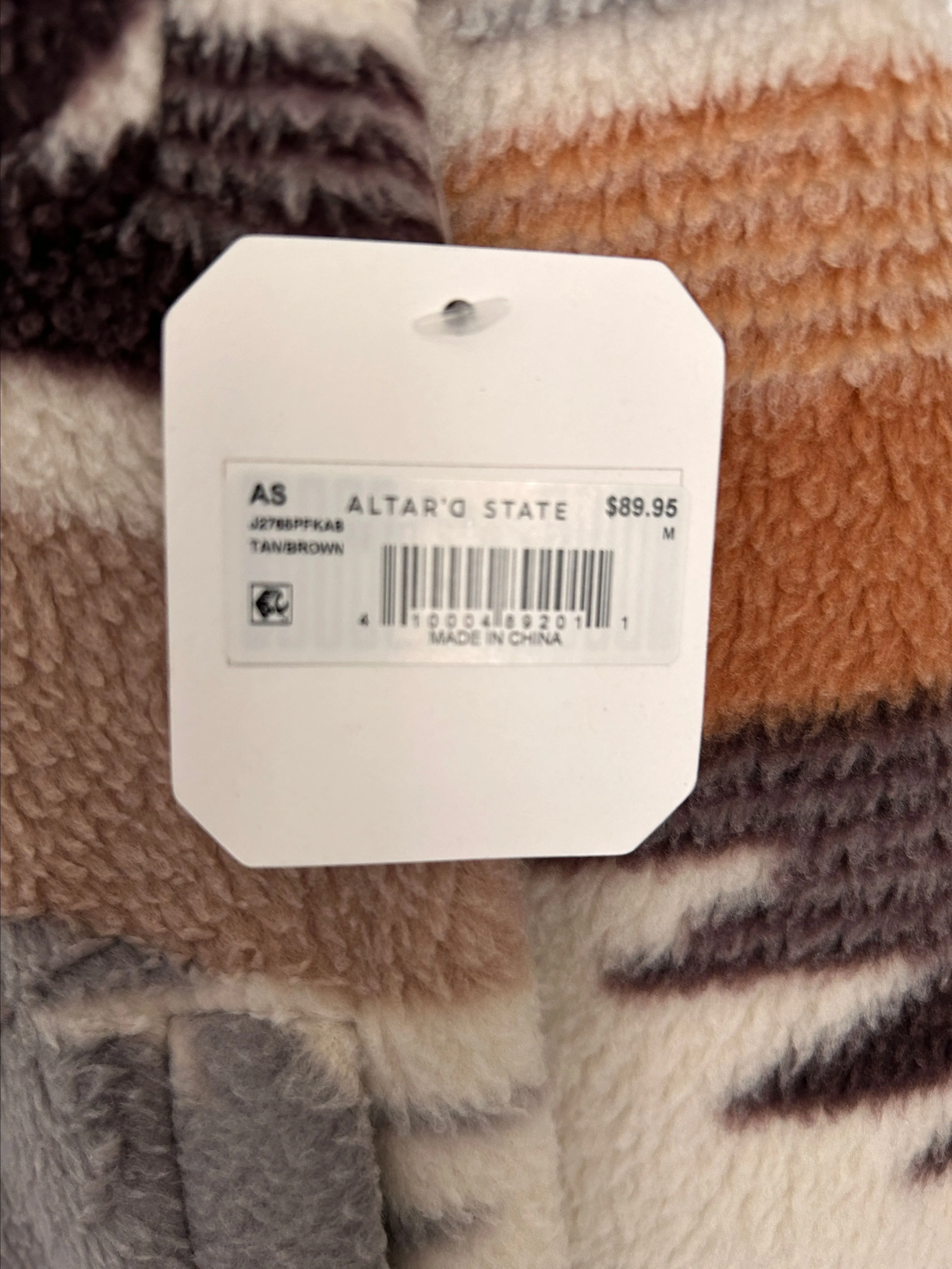 Listing Image Blurred Background
