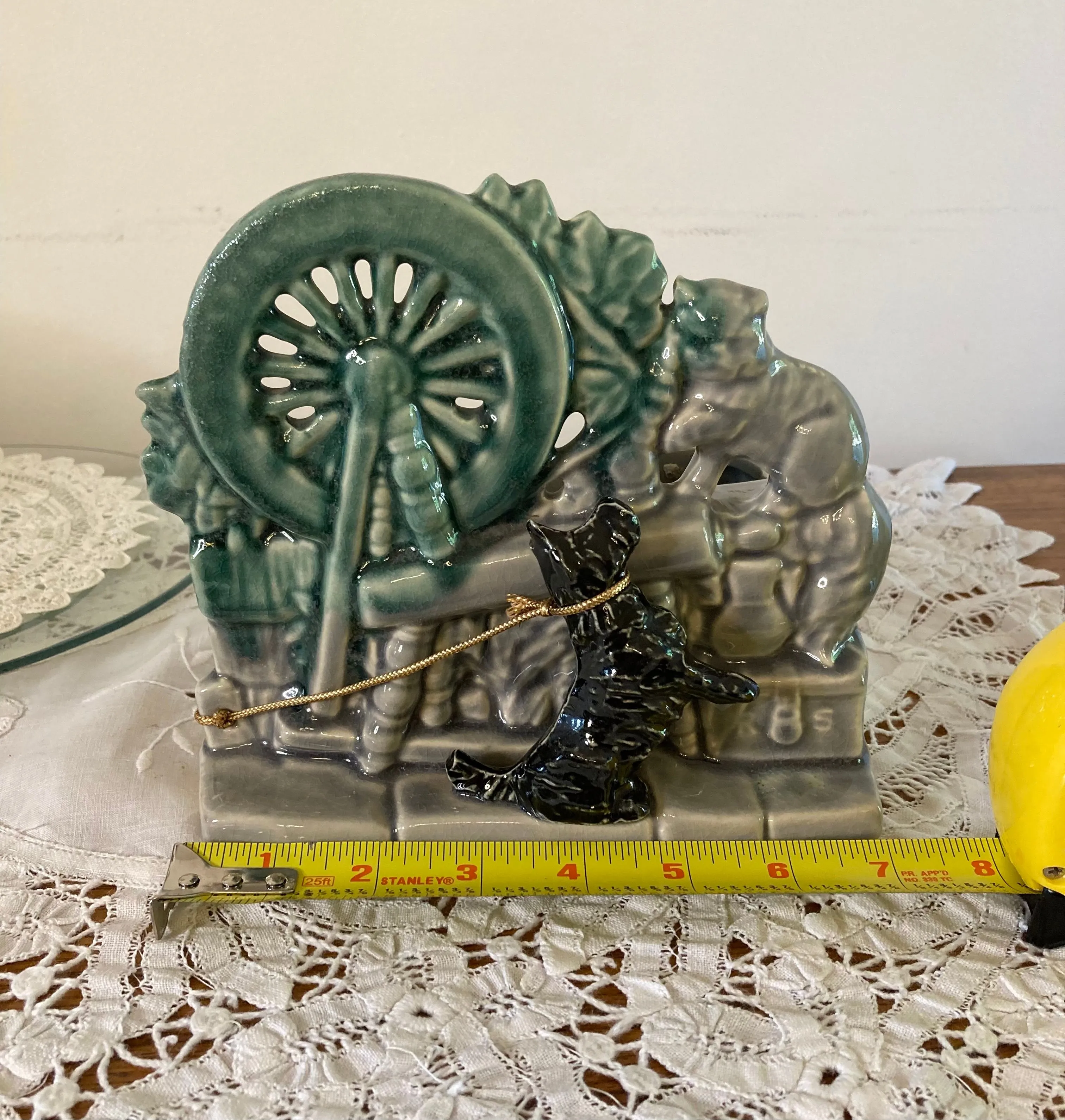 Product image for Vintage 1950’s McCoy planter
