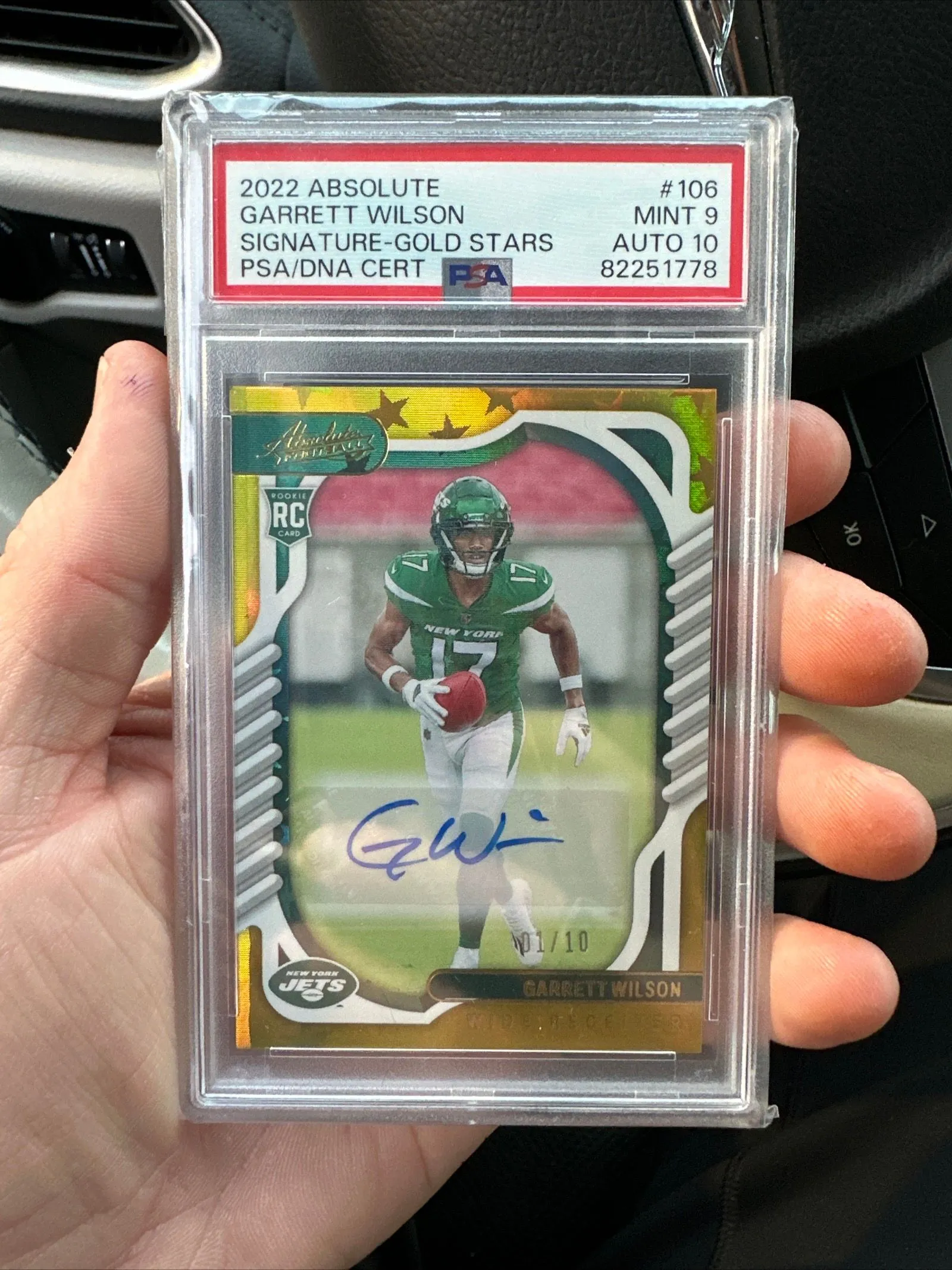 Product image for 2022 Panini Absolute Garrett Wilson 106 Signature-Gold Stars PSA MINT 9