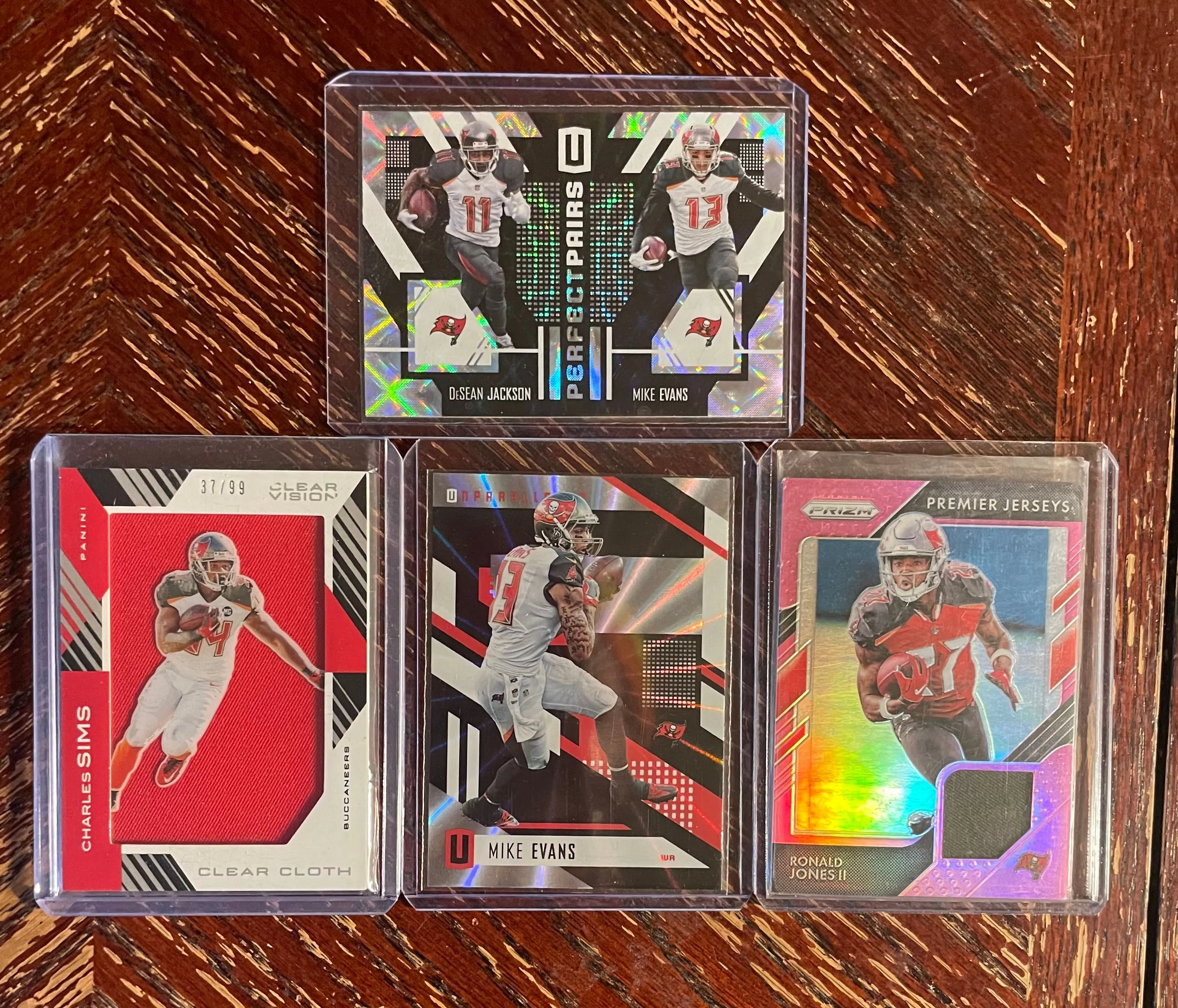 Product image for Tampa Bay Buccaneers card collection
