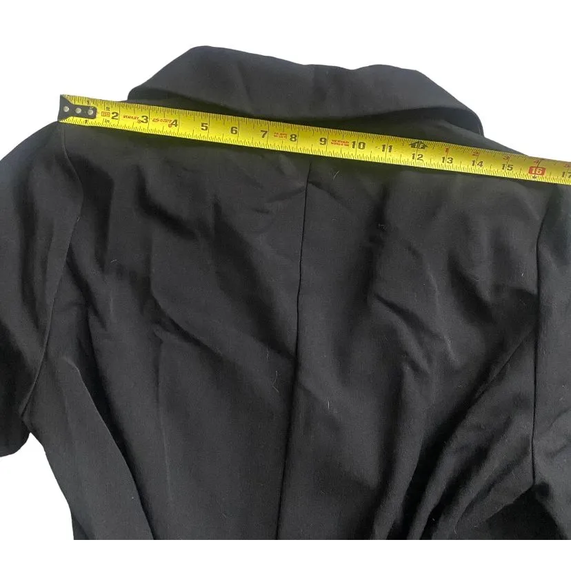 Listing Image Blurred Background