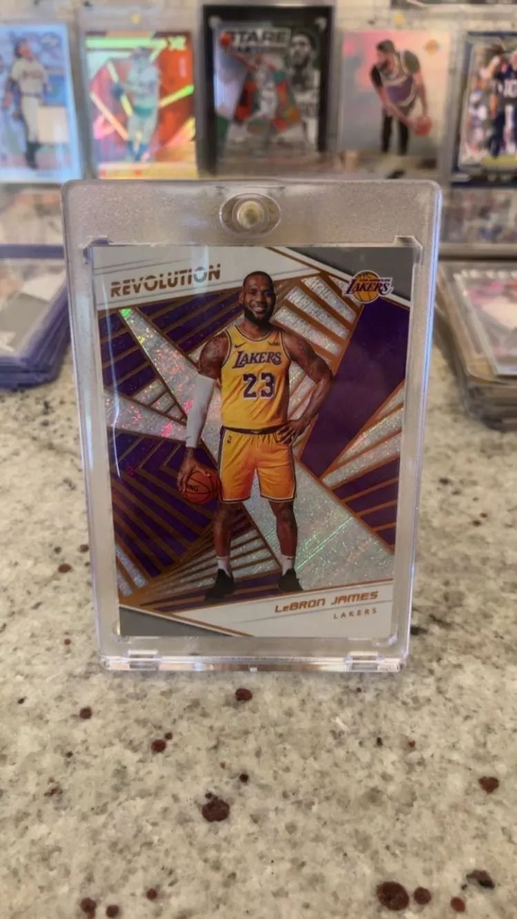 Product image for 2018 Panini Revolution Lebron James