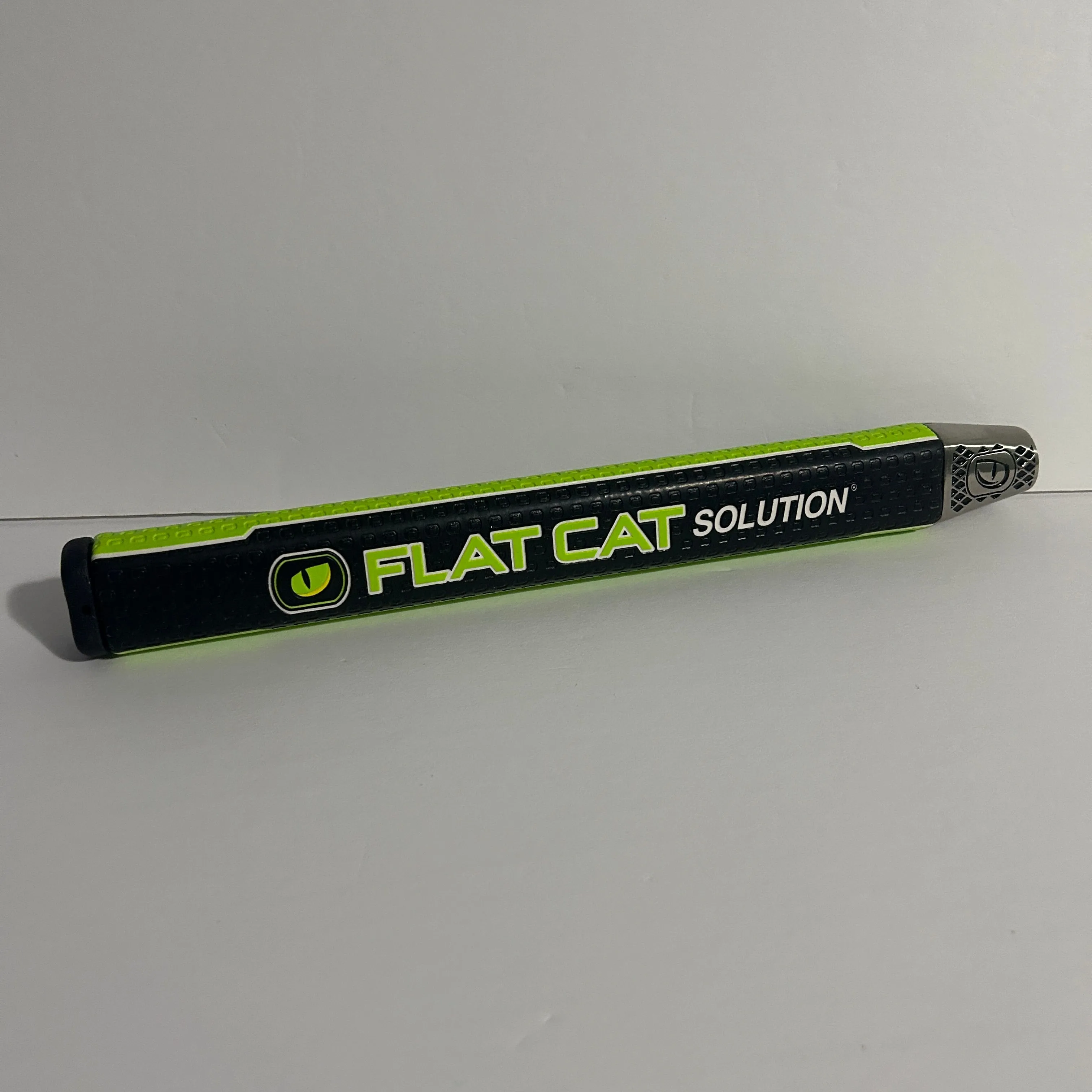 Product image for Flat Cat Solution Putter Golf Grip Standard 12" Long 100g #8722