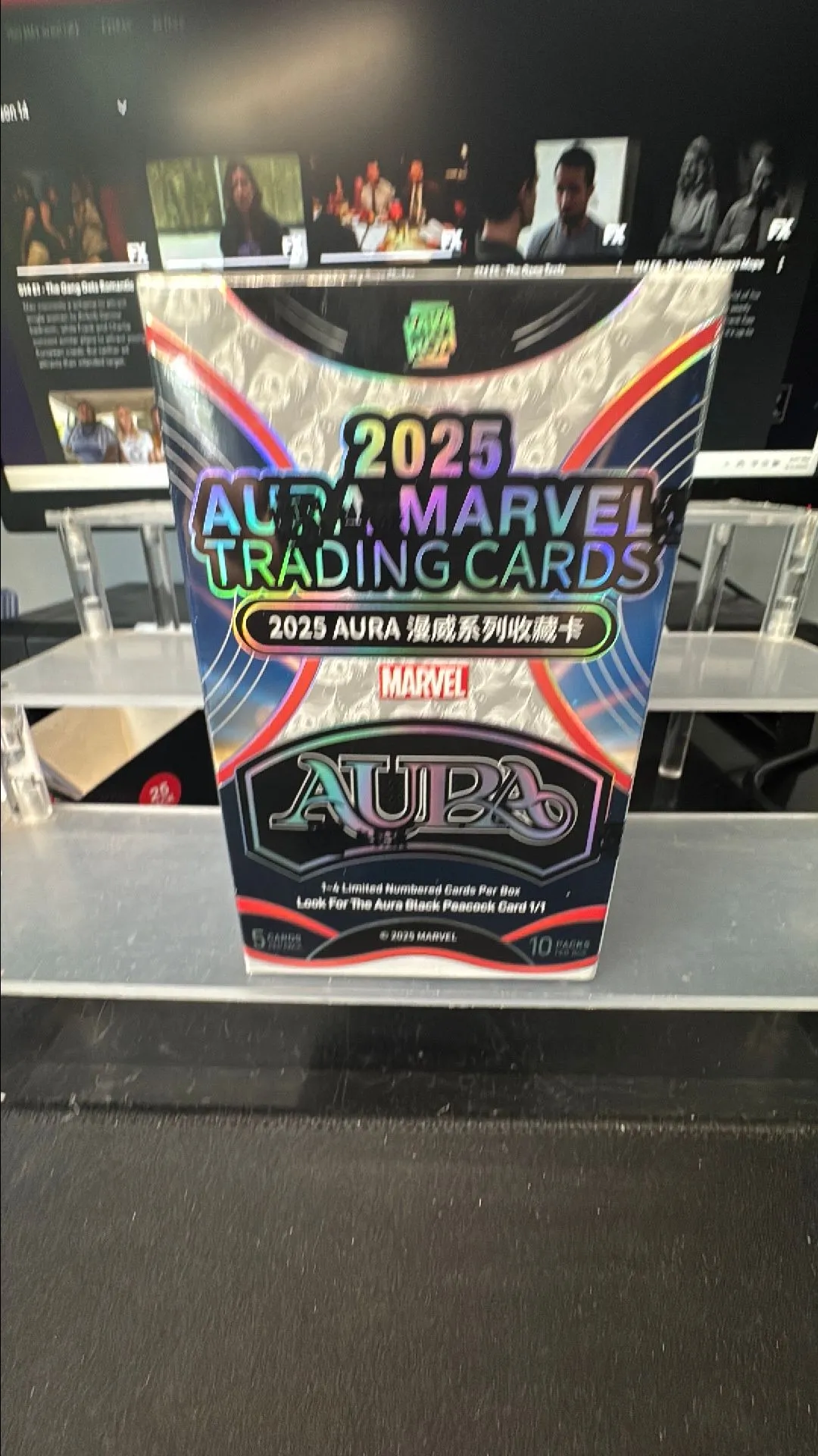 Product image for Duck duck pack 1- 1 marvel aura box