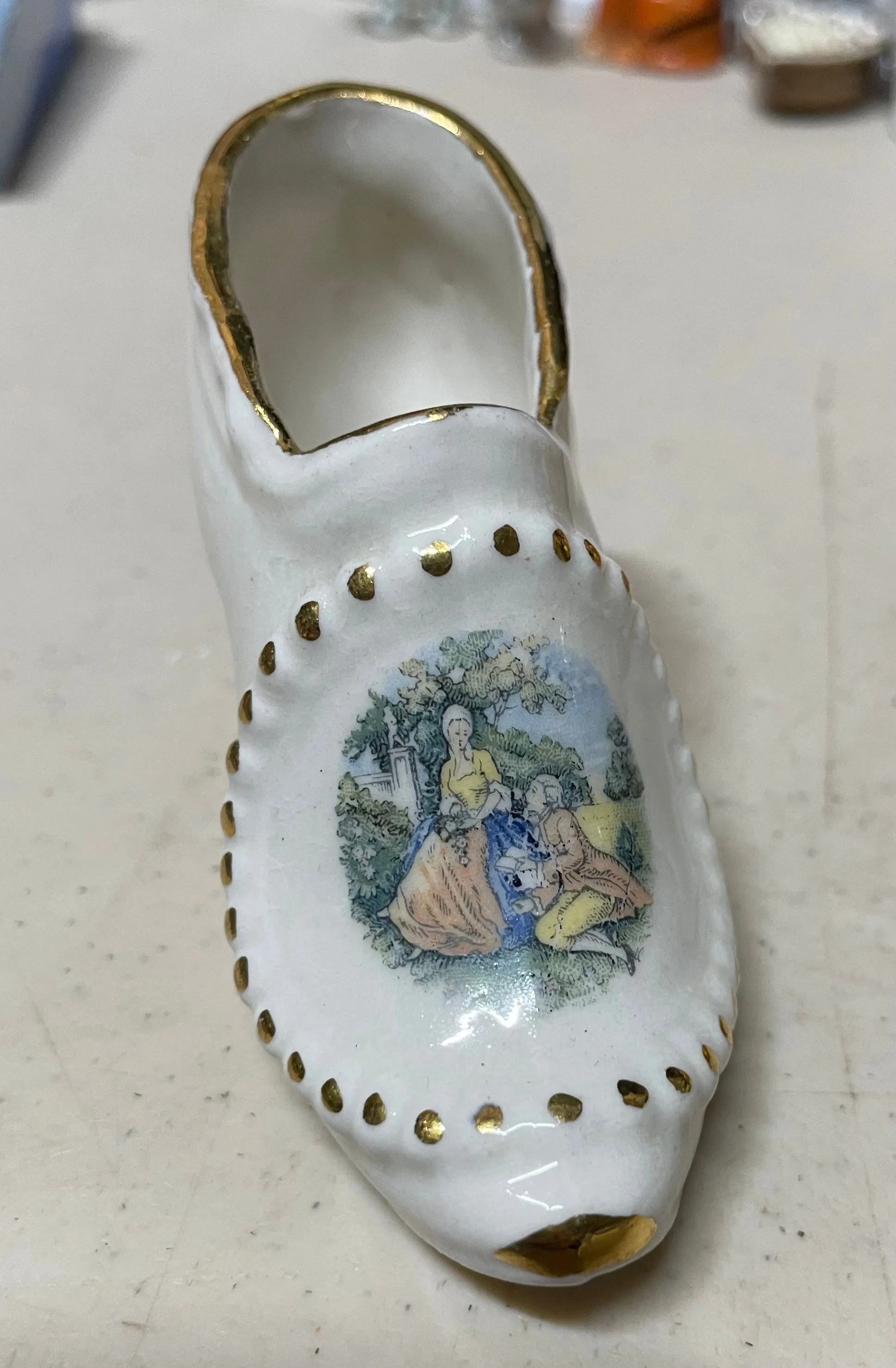 Product image for 033 vintage porcelain shoe