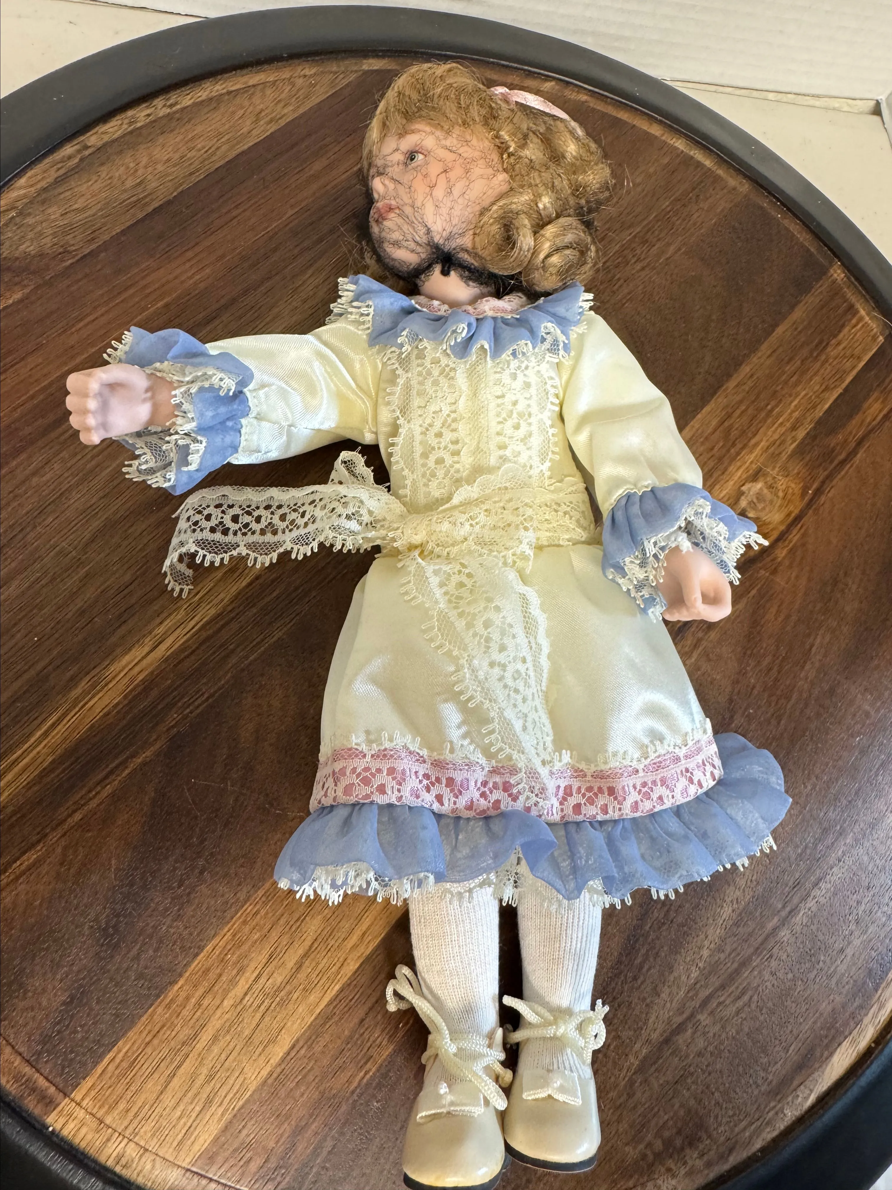 Product image for Vintage 1989 Danbury mother's loving touch daughter porcelain doll