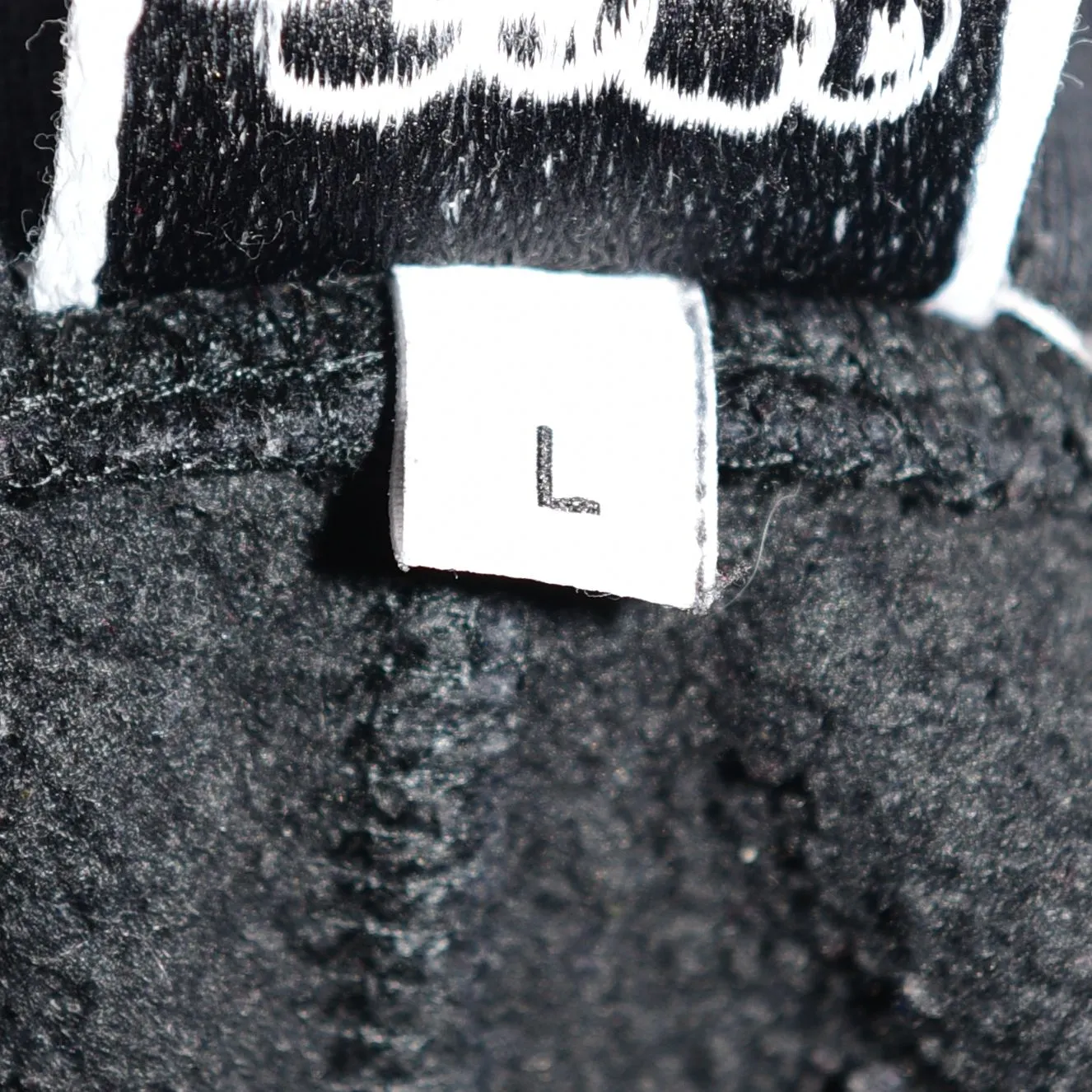 Listing Image Blurred Background