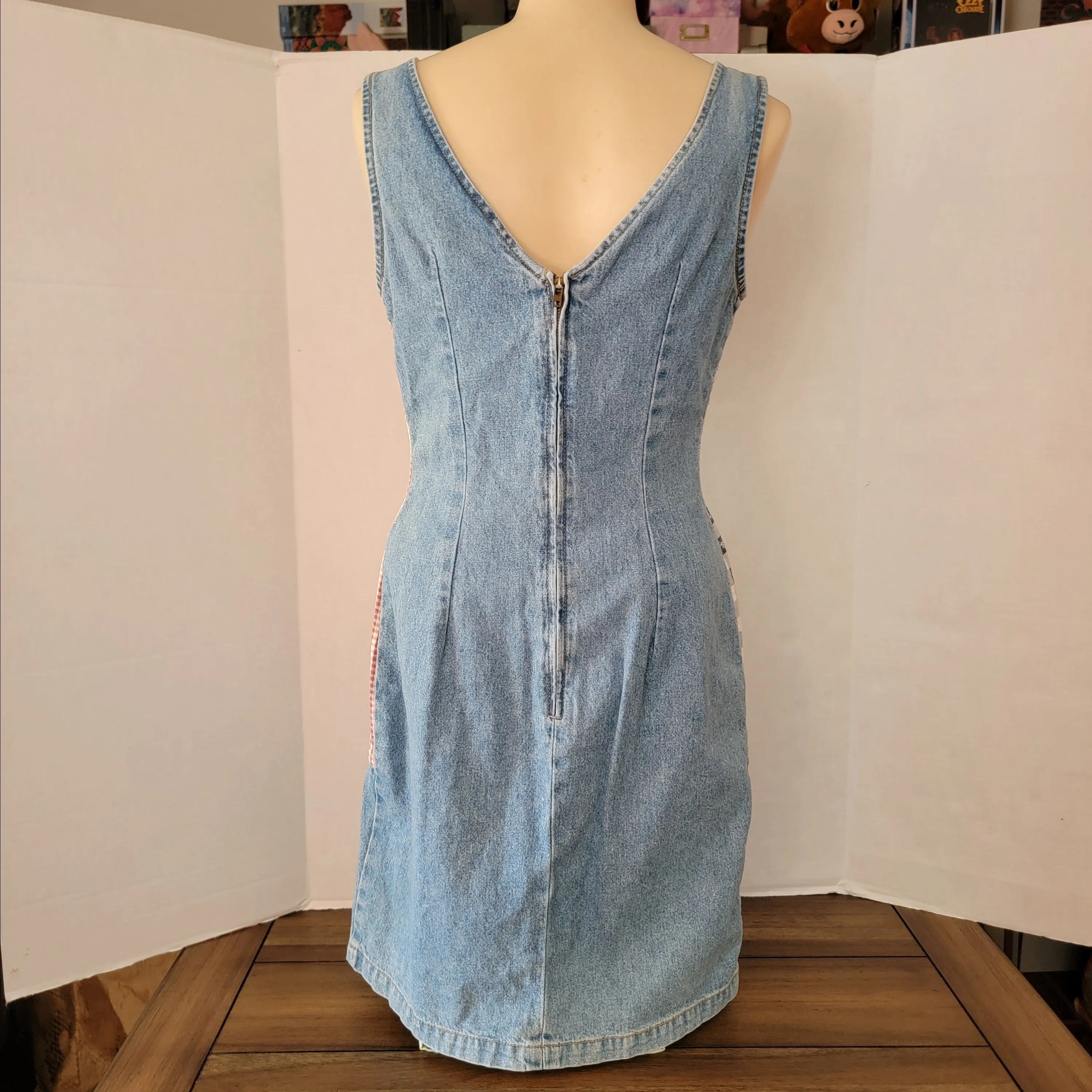 Listing Image Blurred Background