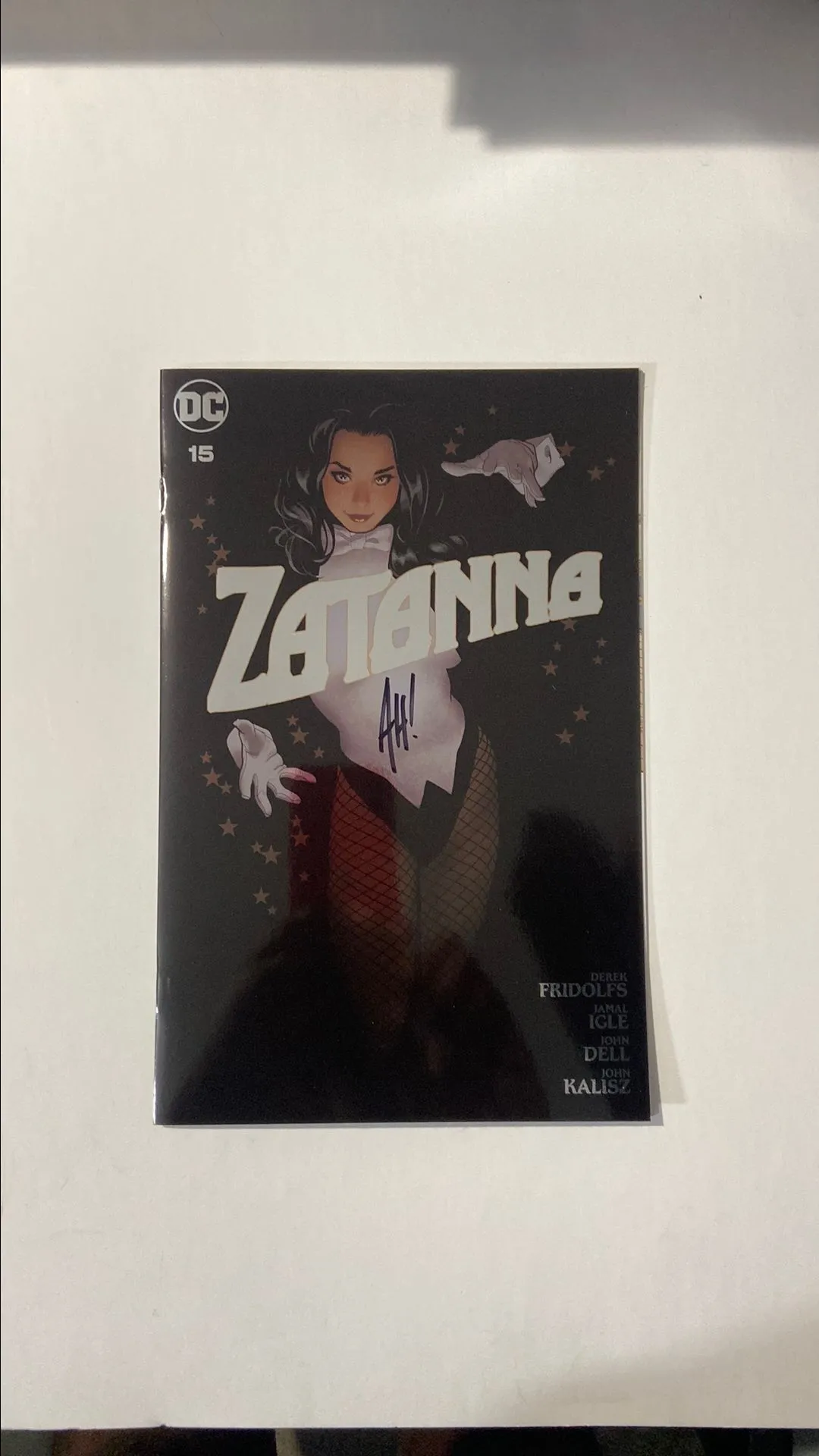 Product image for NYCC 2023 Exclusive Zatanna 15 Signed by Adam Huges