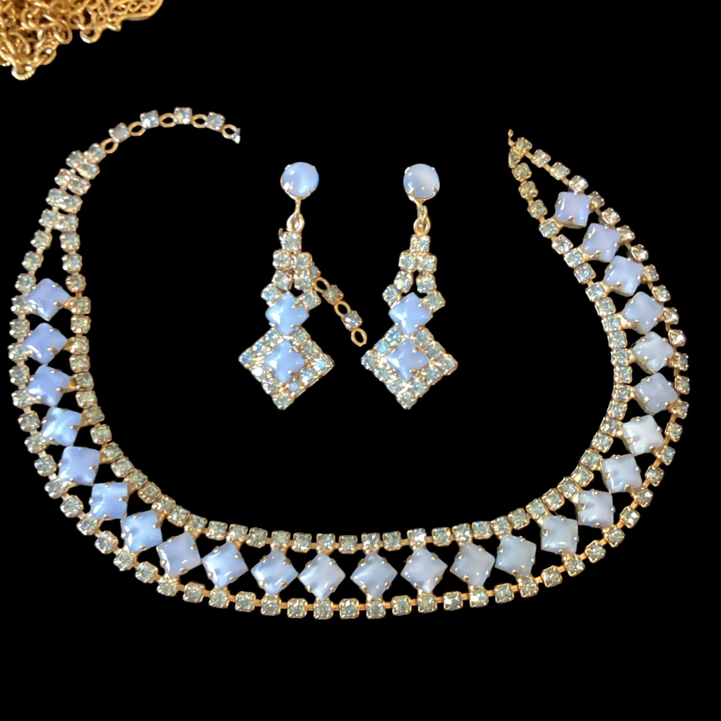 Product image for 1950's Powder Blue Milk Glass Choker & Earrings Set (39)