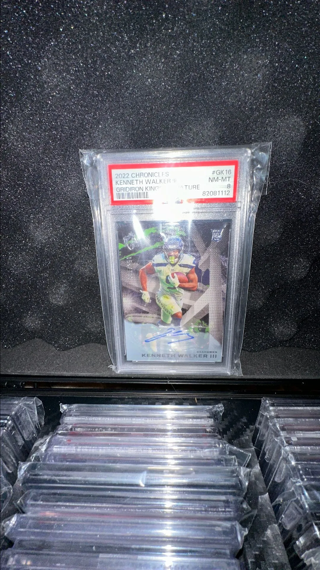 Product image for 2022 Panini Chronicles Gridiron Kings Kenneth Walker Iii GK16 Gridiron Kings-Signature PSA NM-MT 8