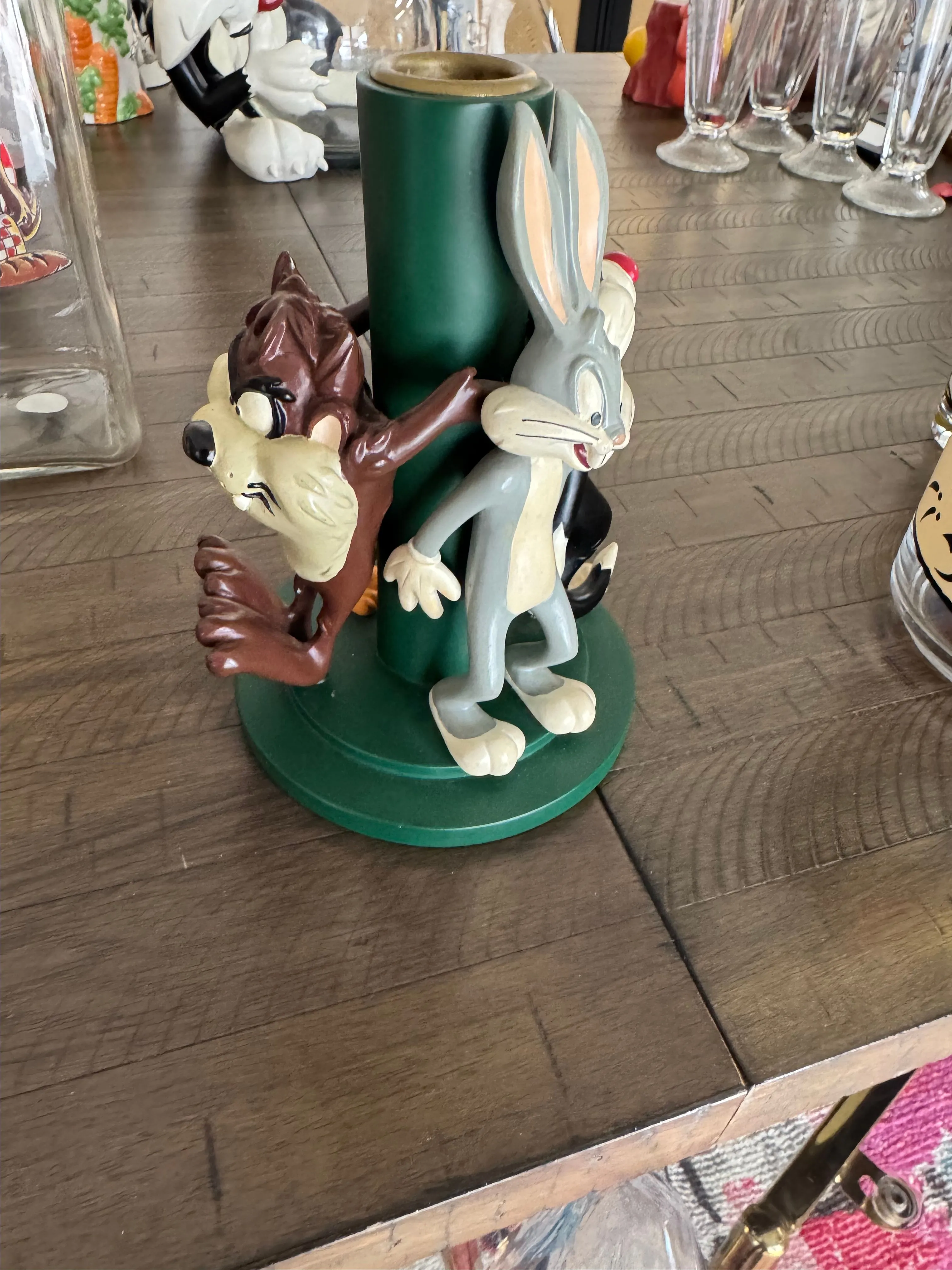 Product image for Vintage looney tunes candle holder