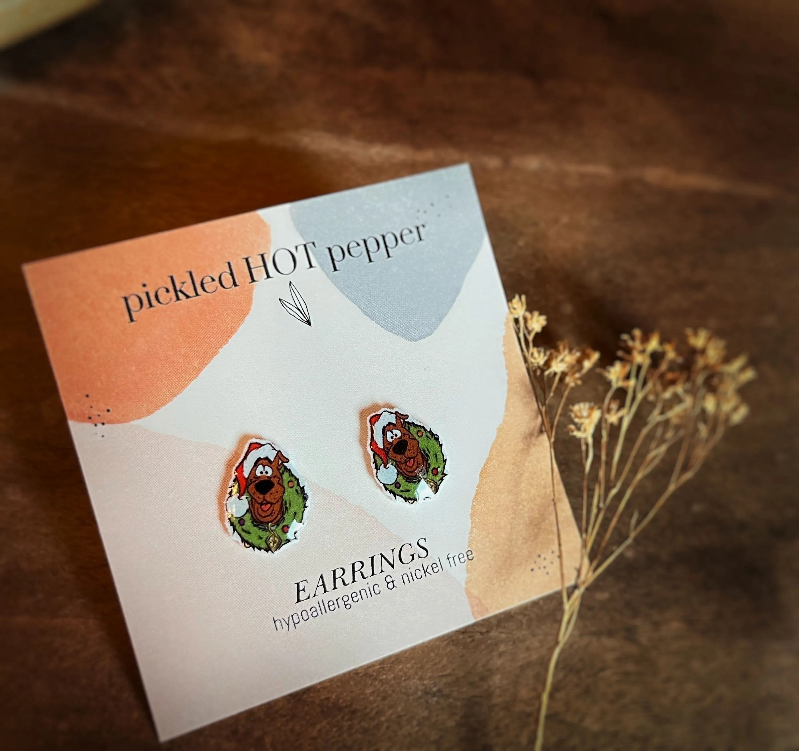 Product image for Scooby-doo Christmas stud earrings!