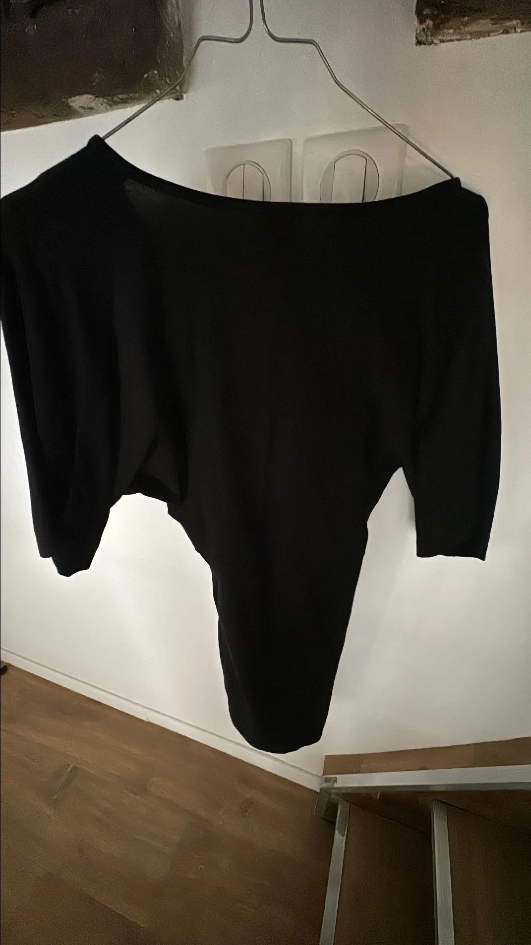 Listing Image Blurred Background