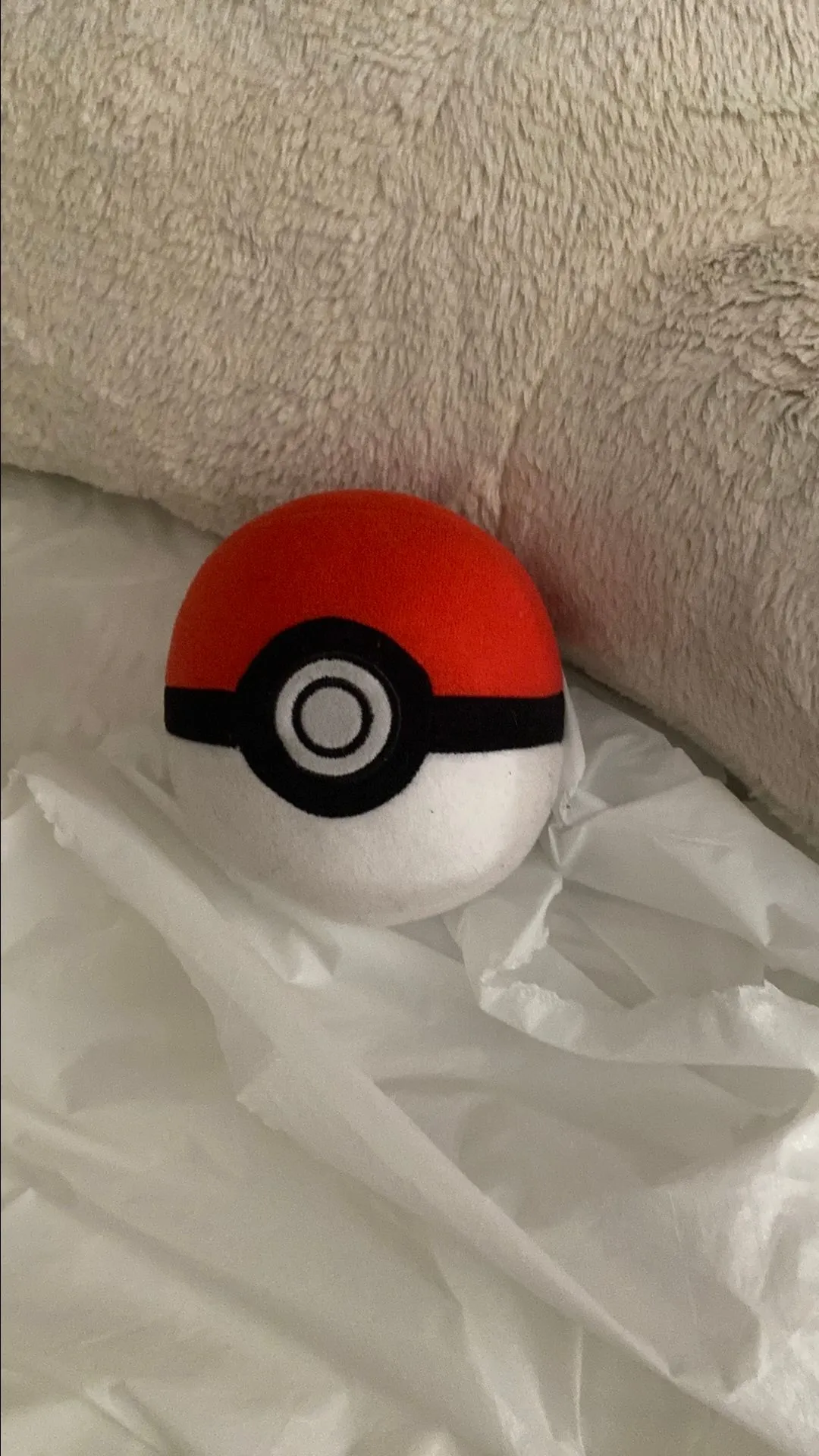 Product image for Pokéball Stuffie