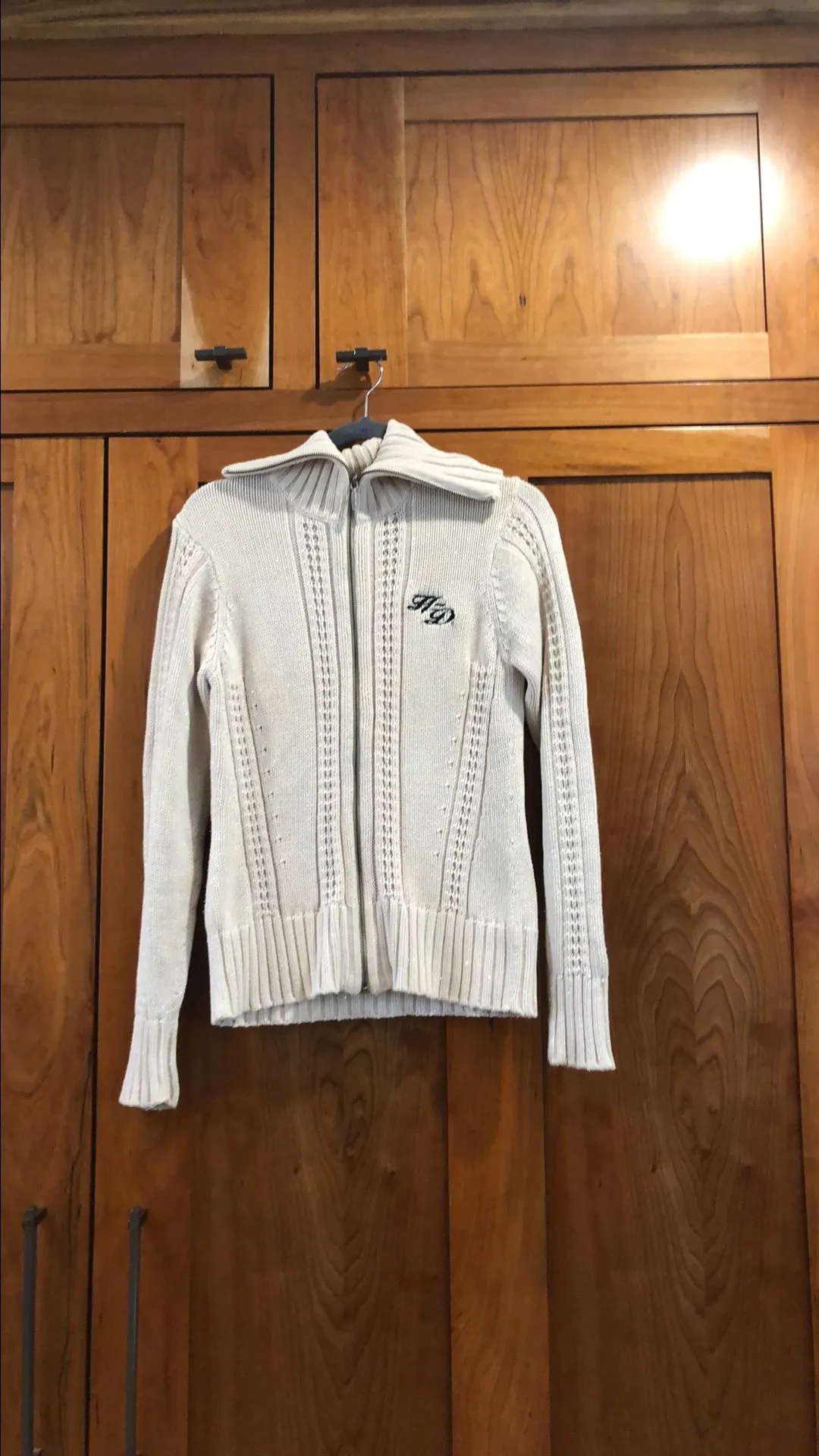 Product image for 21. Harley Davidson sweater size medium