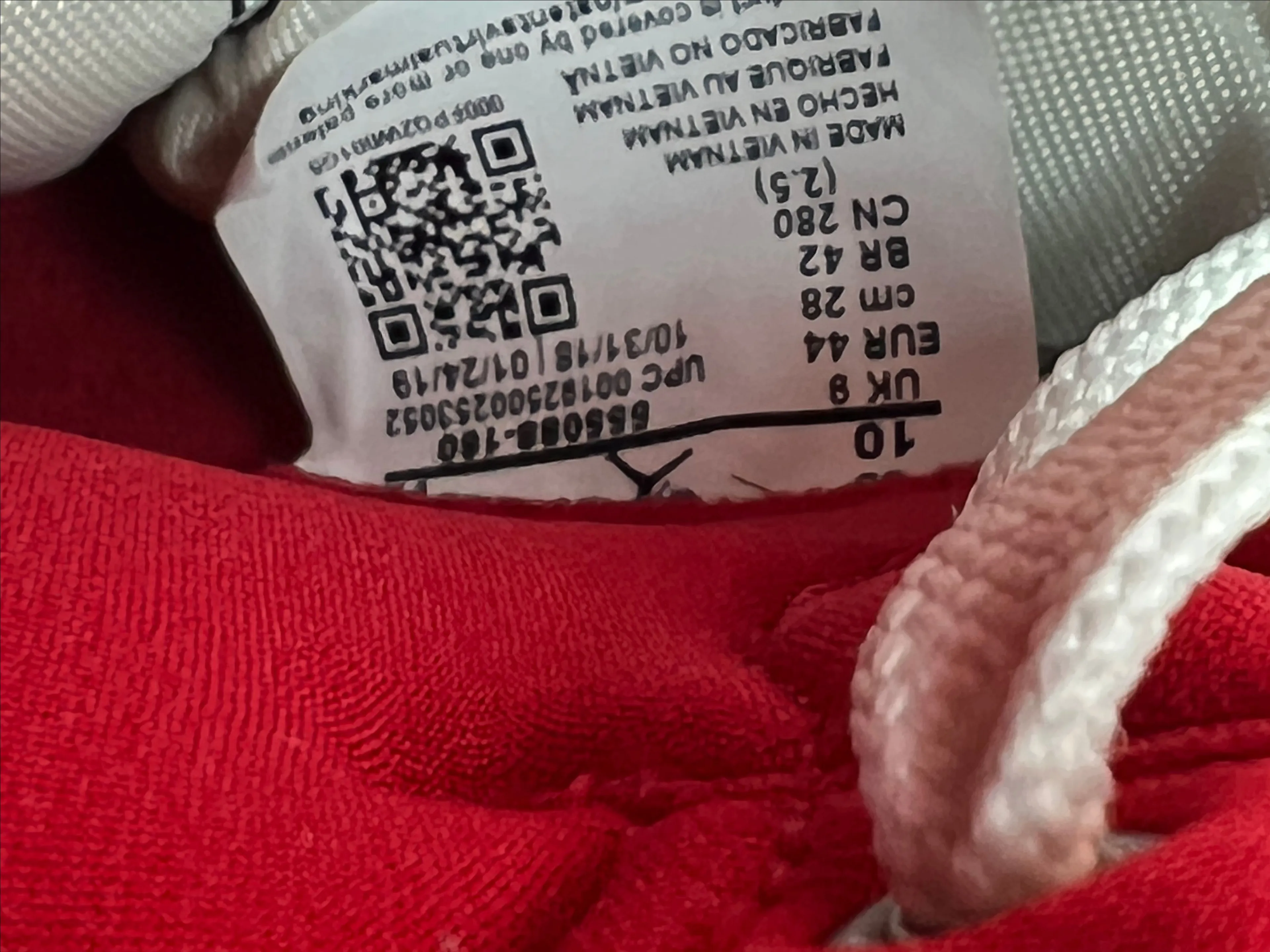 Listing Image Blurred Background