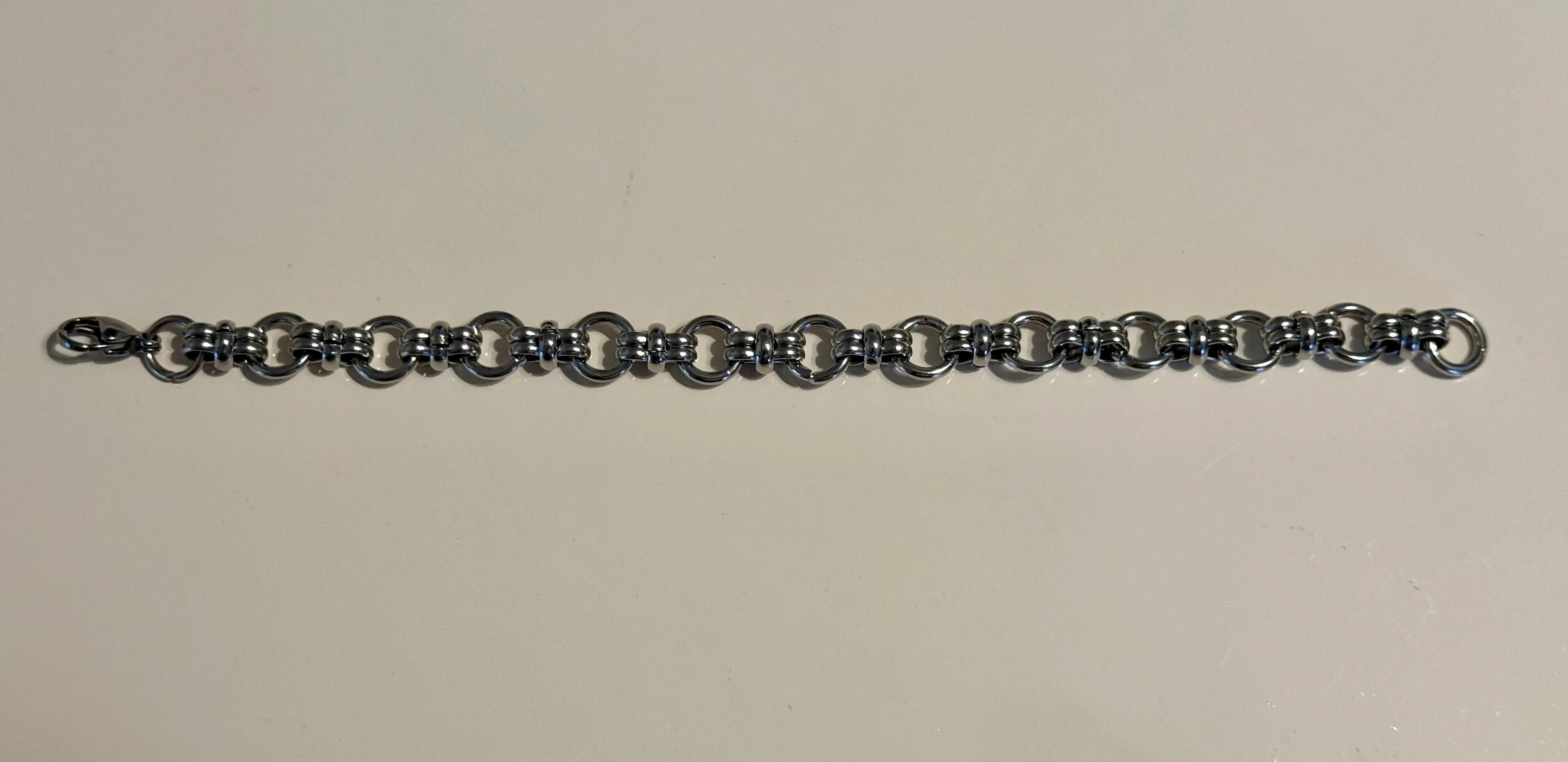 Product image for D. NEW SILVERTONE BRACELET (8 inch)