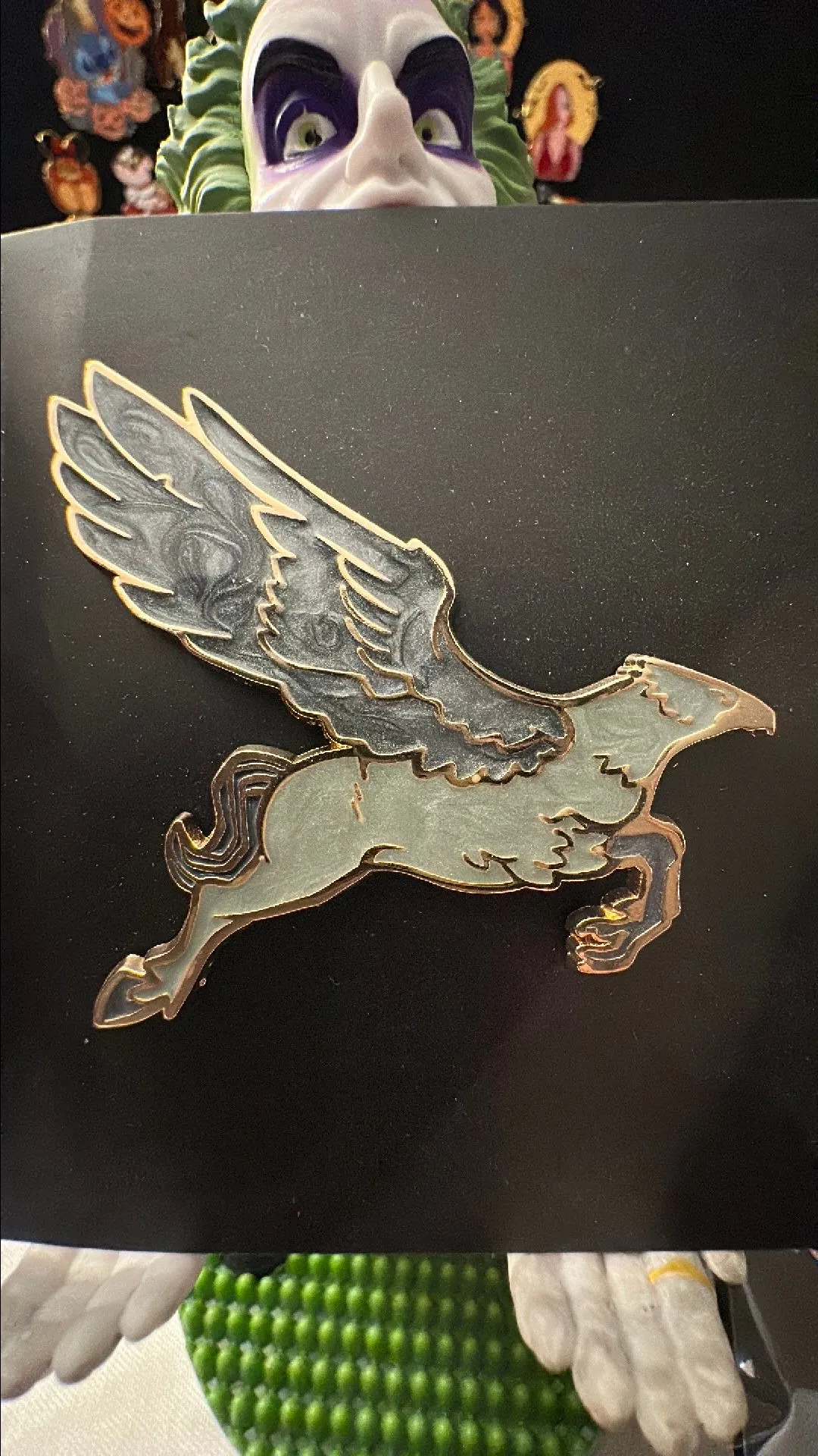 Product image for Wizarding World Harry Potter Pin - Buckbeak Pin - BIN 1