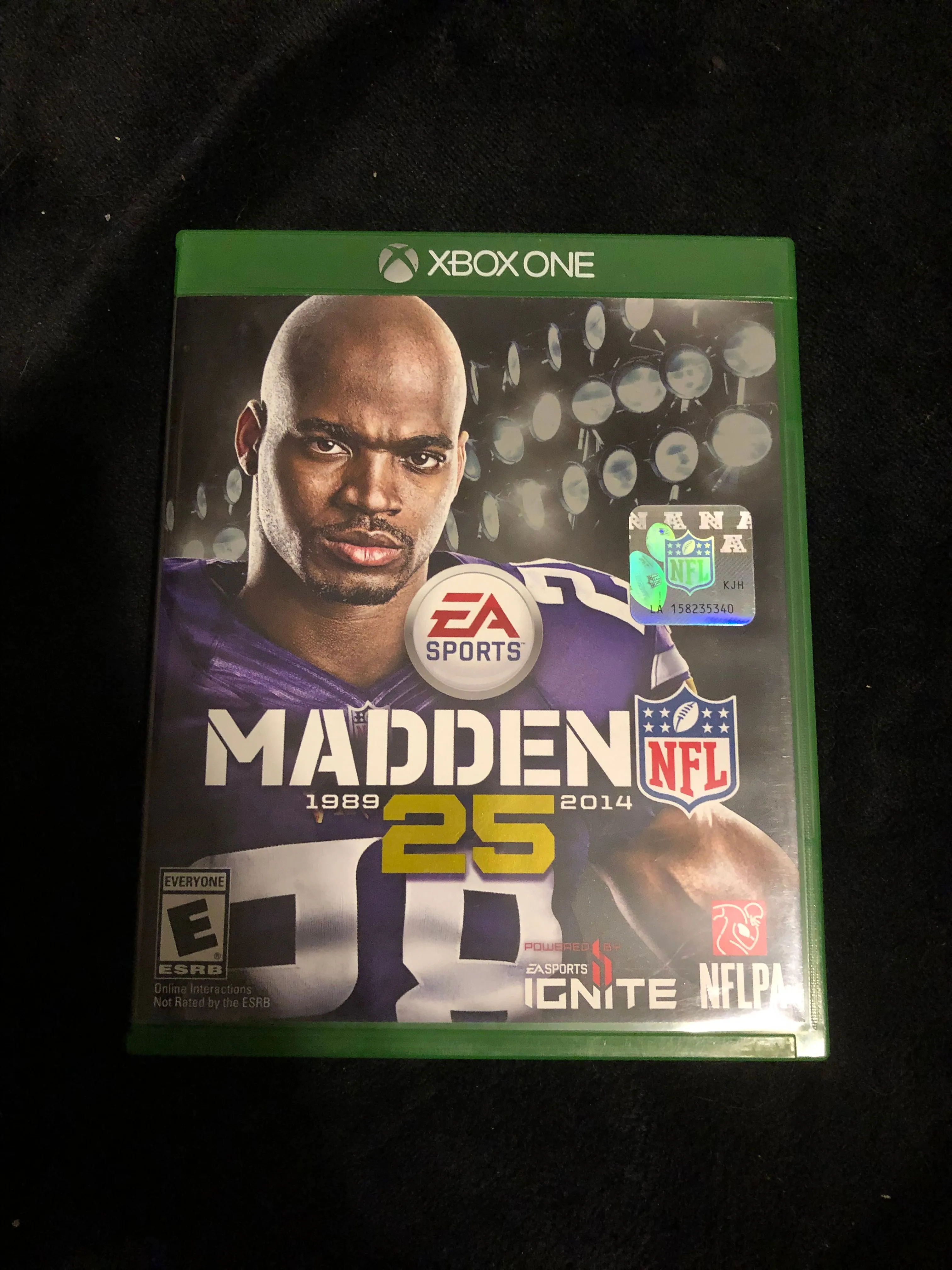 Product image for Xbox One Madden NFL 25