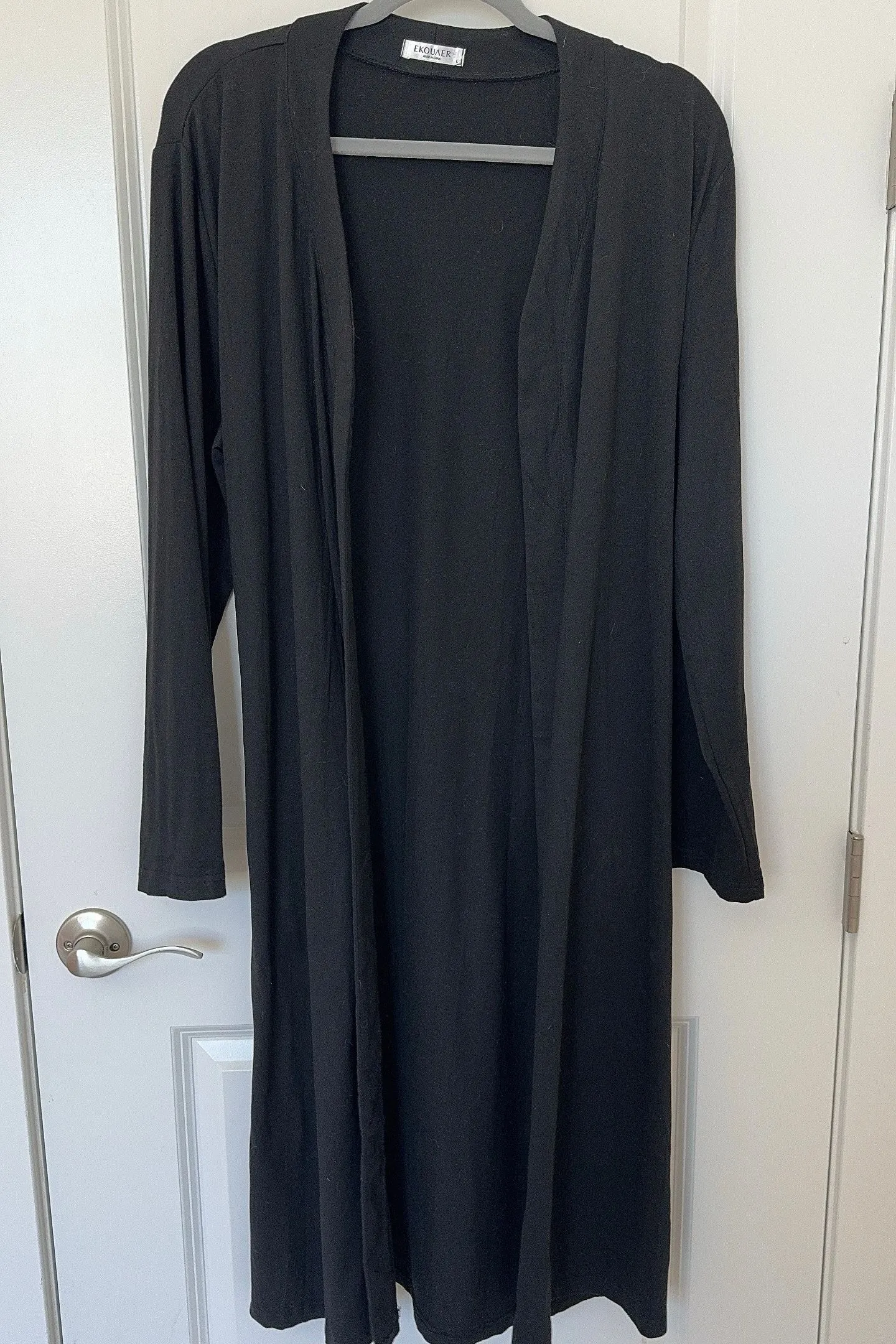 Listing Image Blurred Background