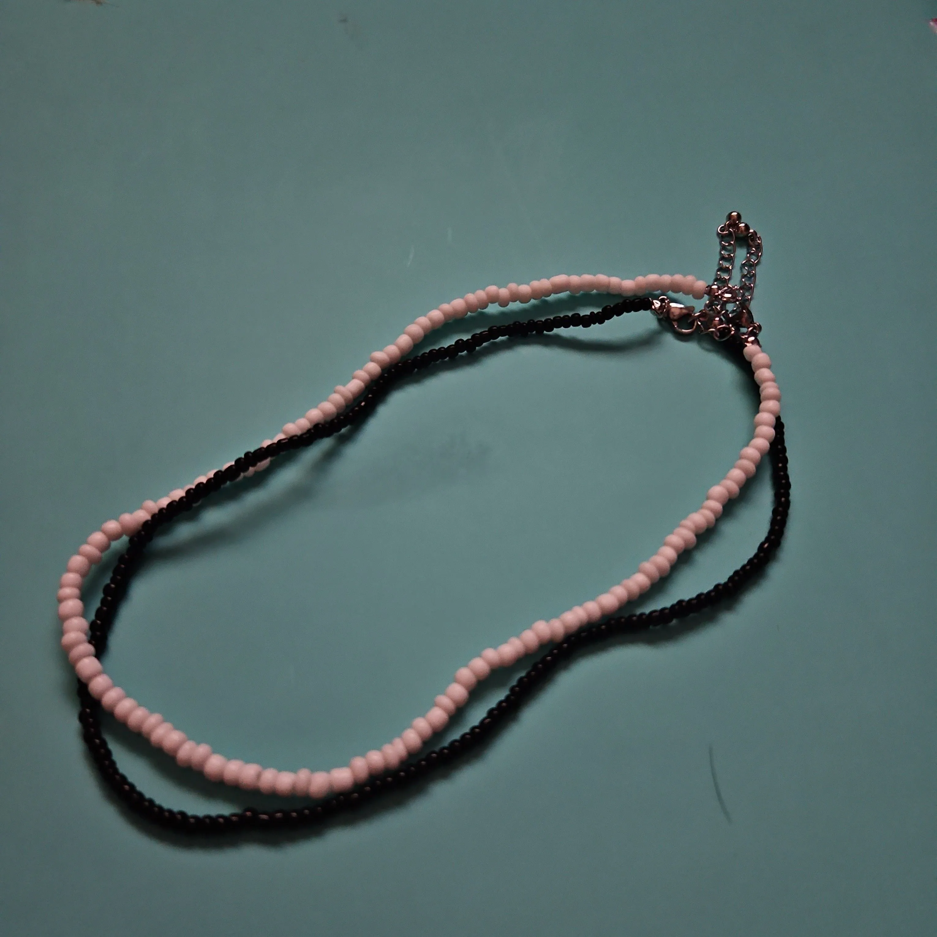 Product image for J2-2 black and white beaded necklaces