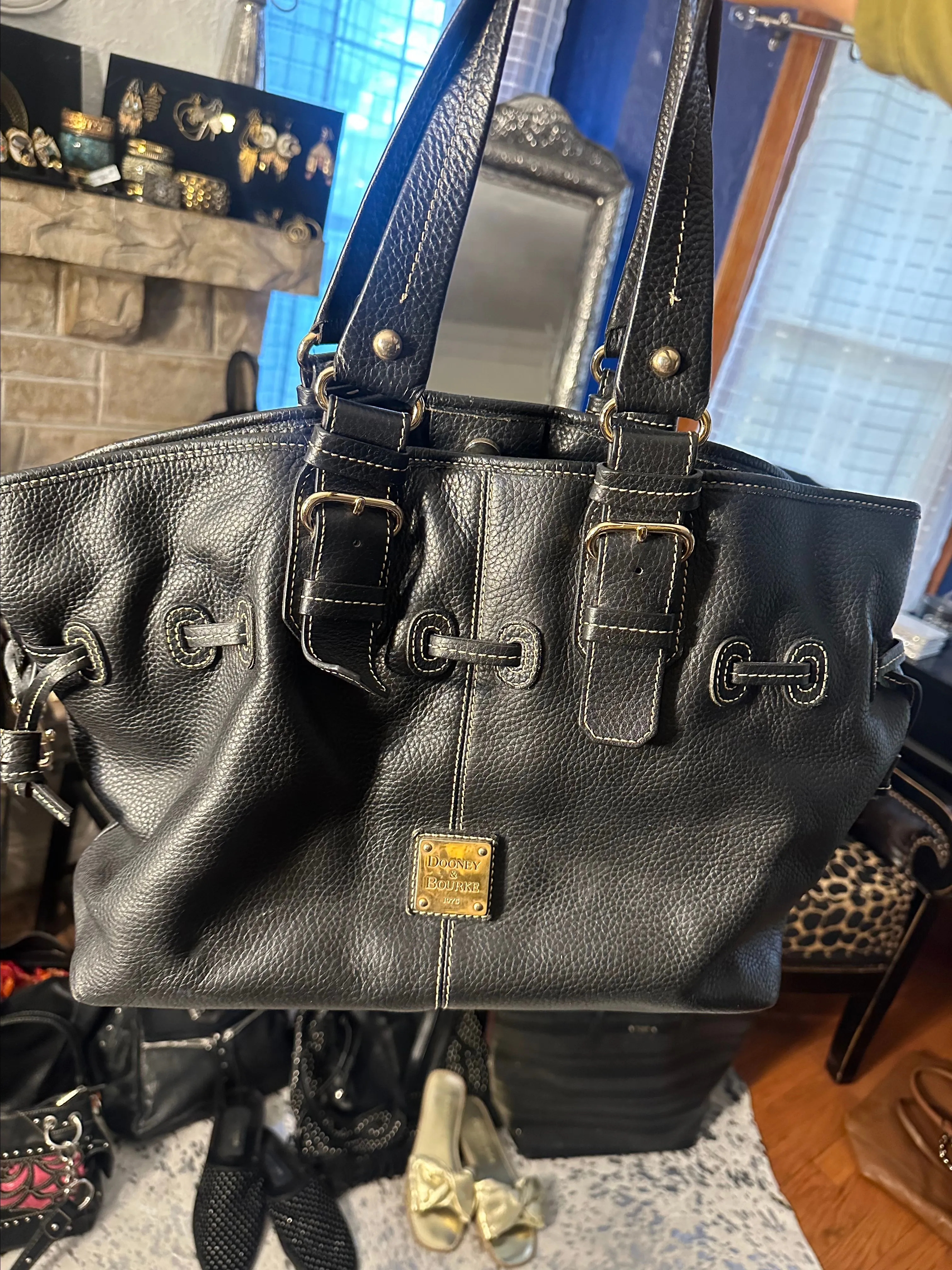 Product image for Dooney large black