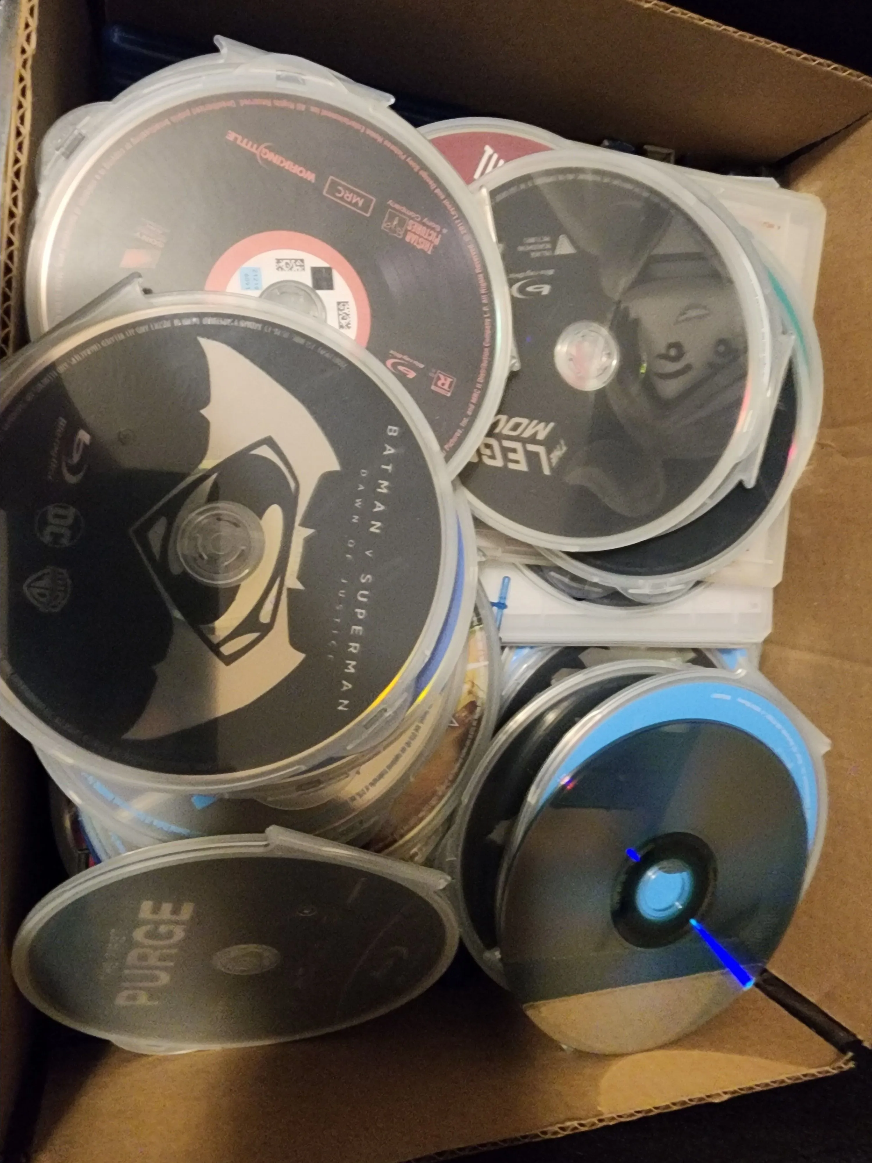 Product image for birds of prey and coin