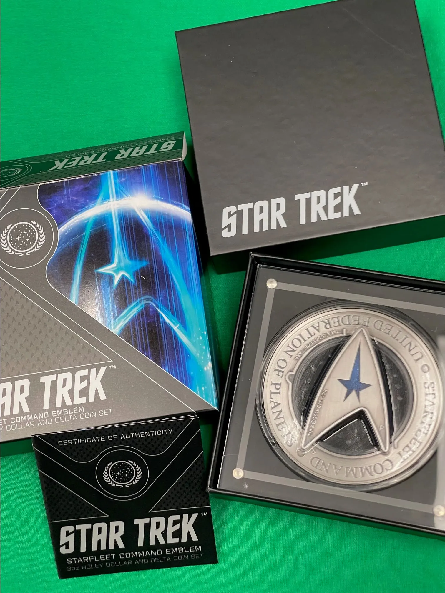 Product image for 3 oz .999 Silver STAR TREK - STARFLEET COMMAND EMBLEM 