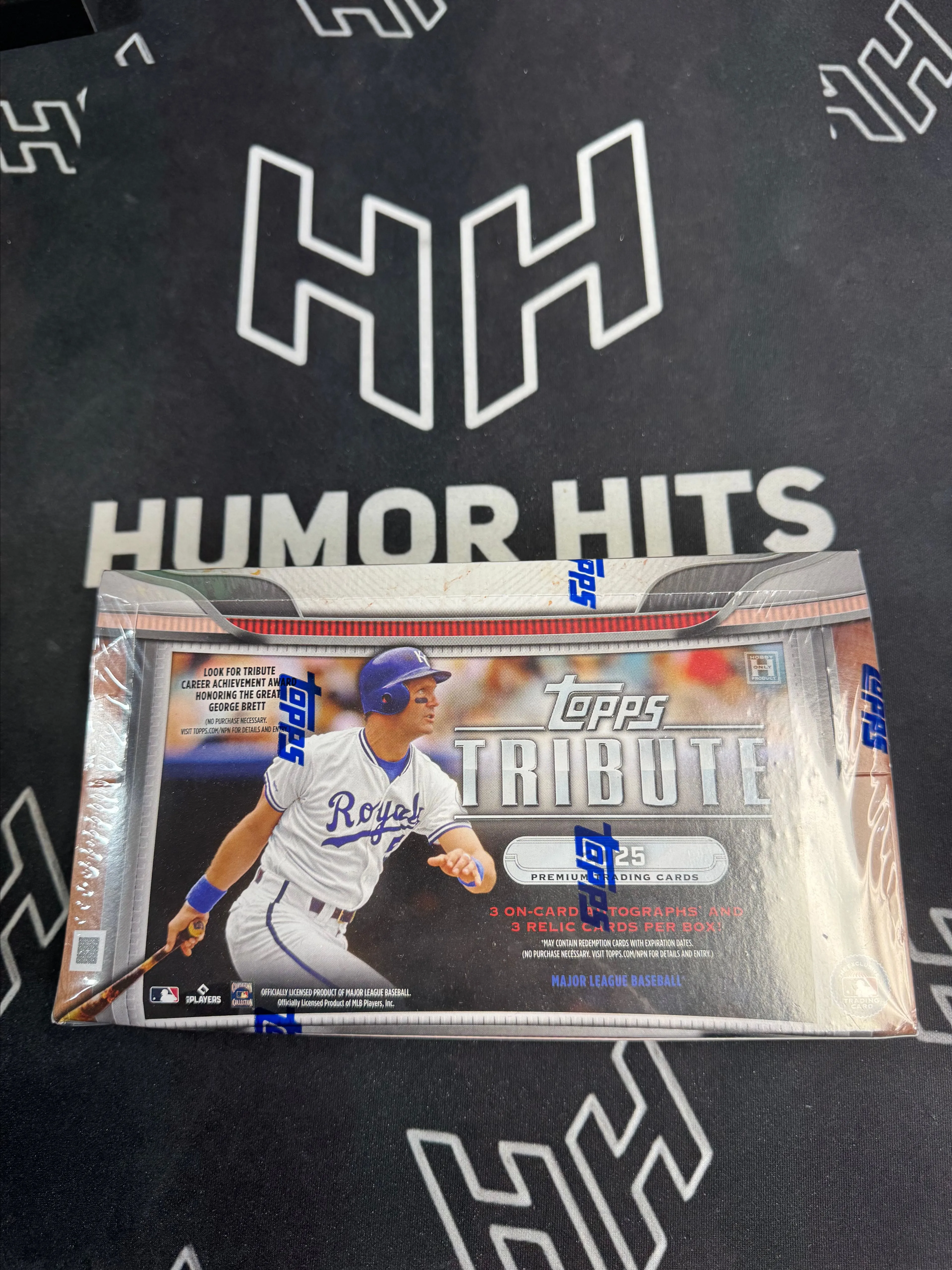 Product image for 2025 Topps Tribute Personal Box