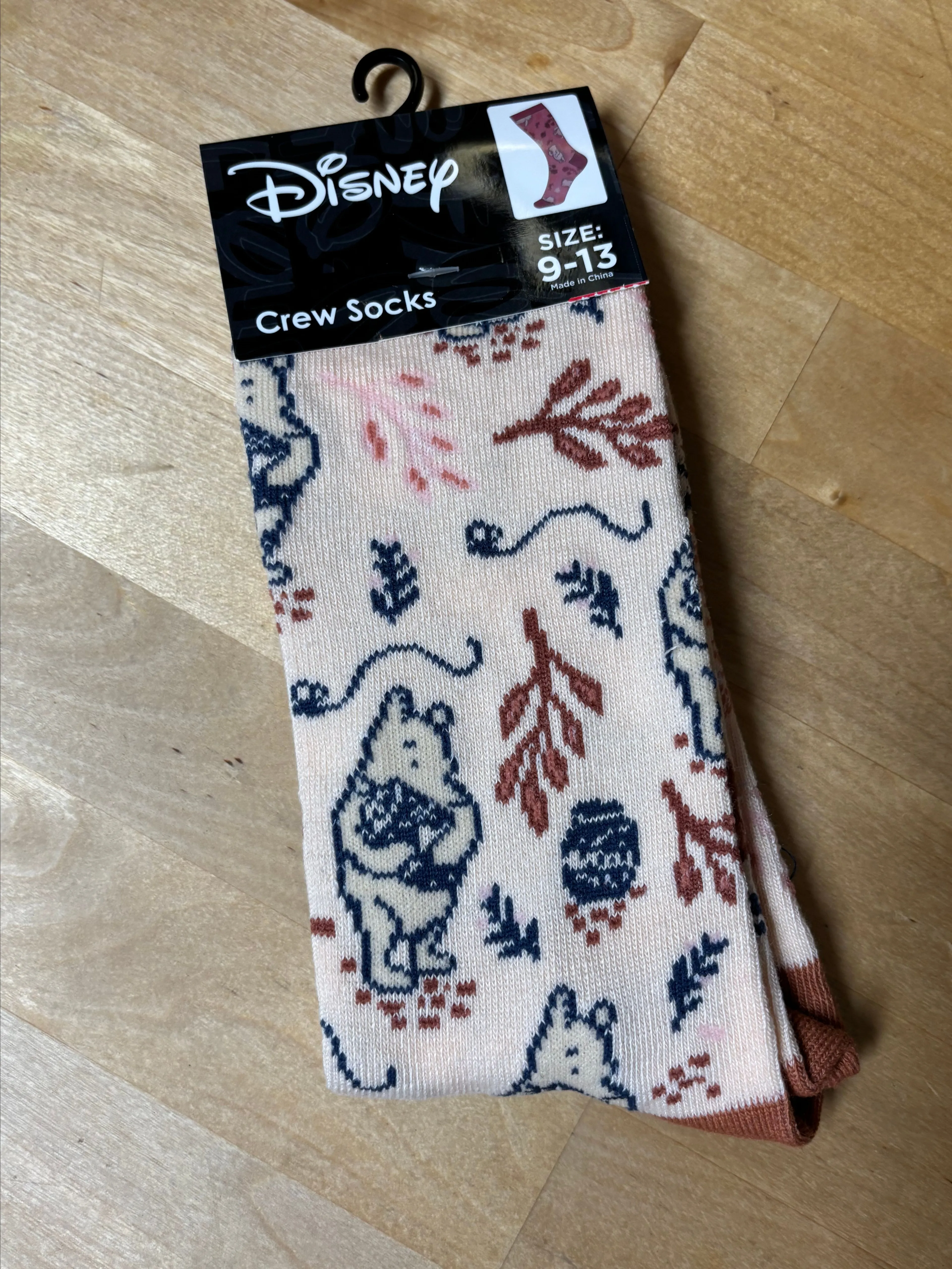 Product image for Winnie the Pooh Floral Fashion Socks