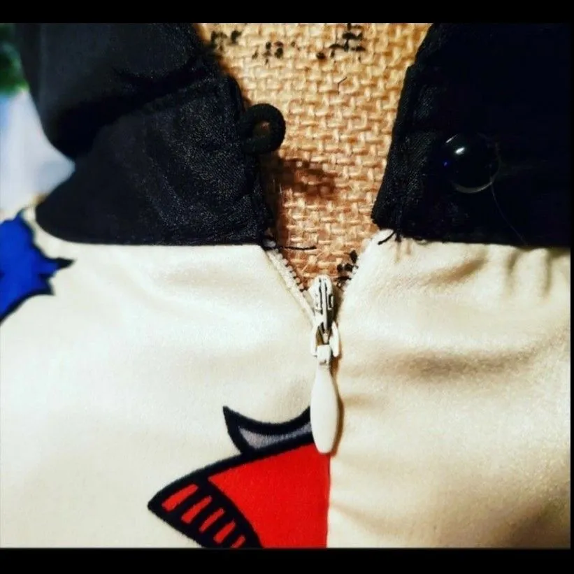 Listing Image Blurred Background