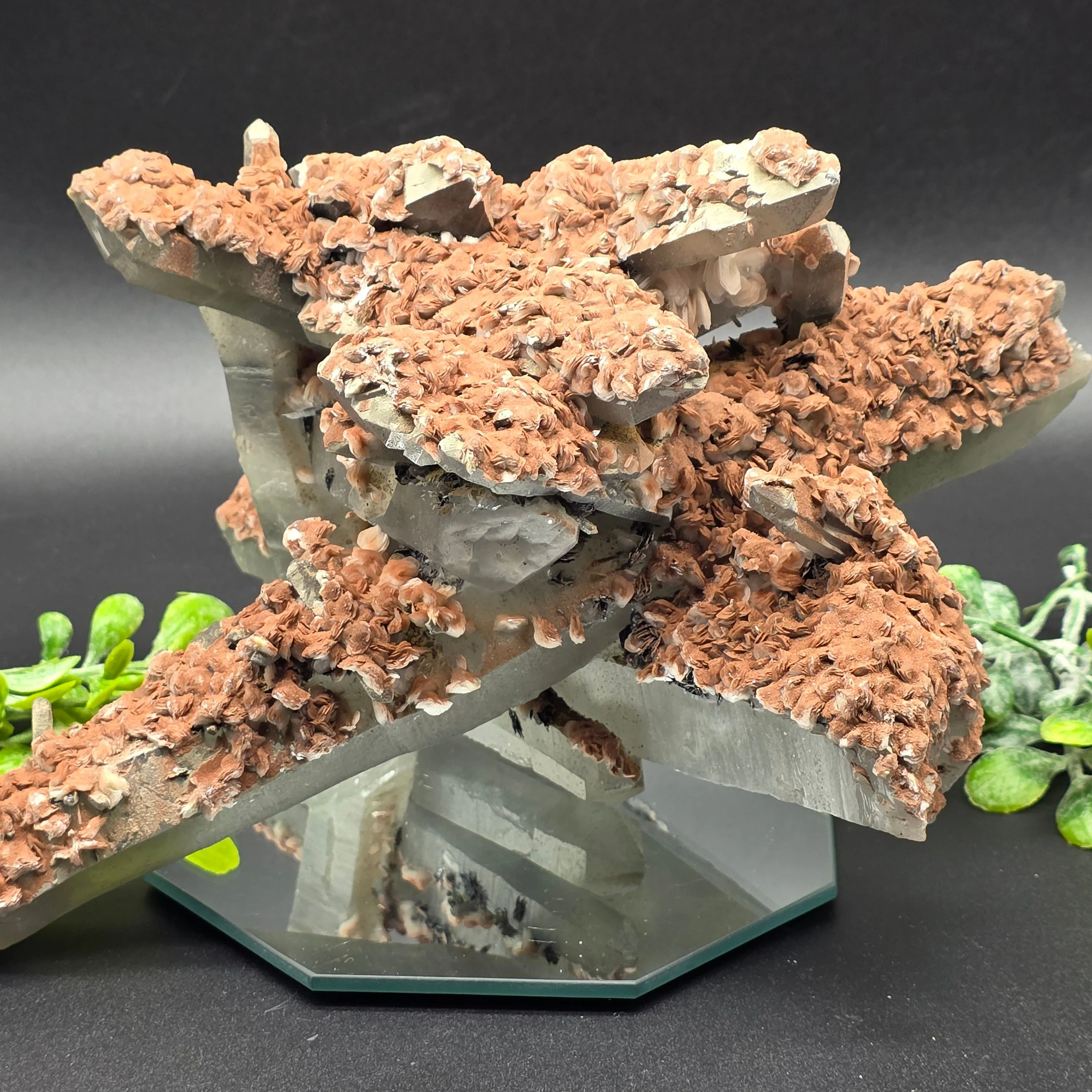 Product image for 469 Quartz with calcite Inner Mongolia 