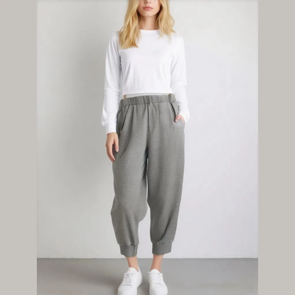 Product image for Women Inspired Hearts Pants Size 1X Gray Joggers