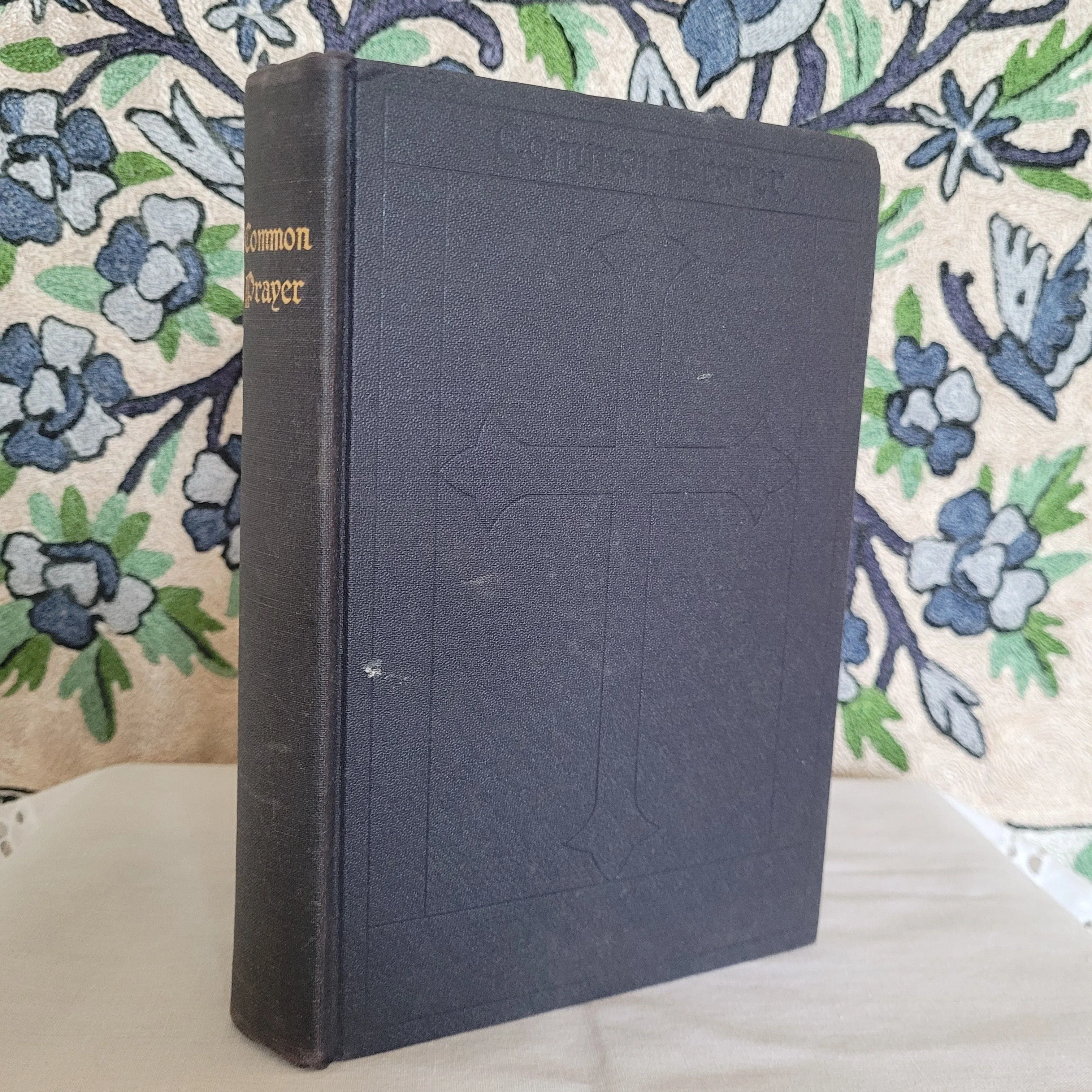Product image for Christian - 1950s Episcopal Common Book of Prayer