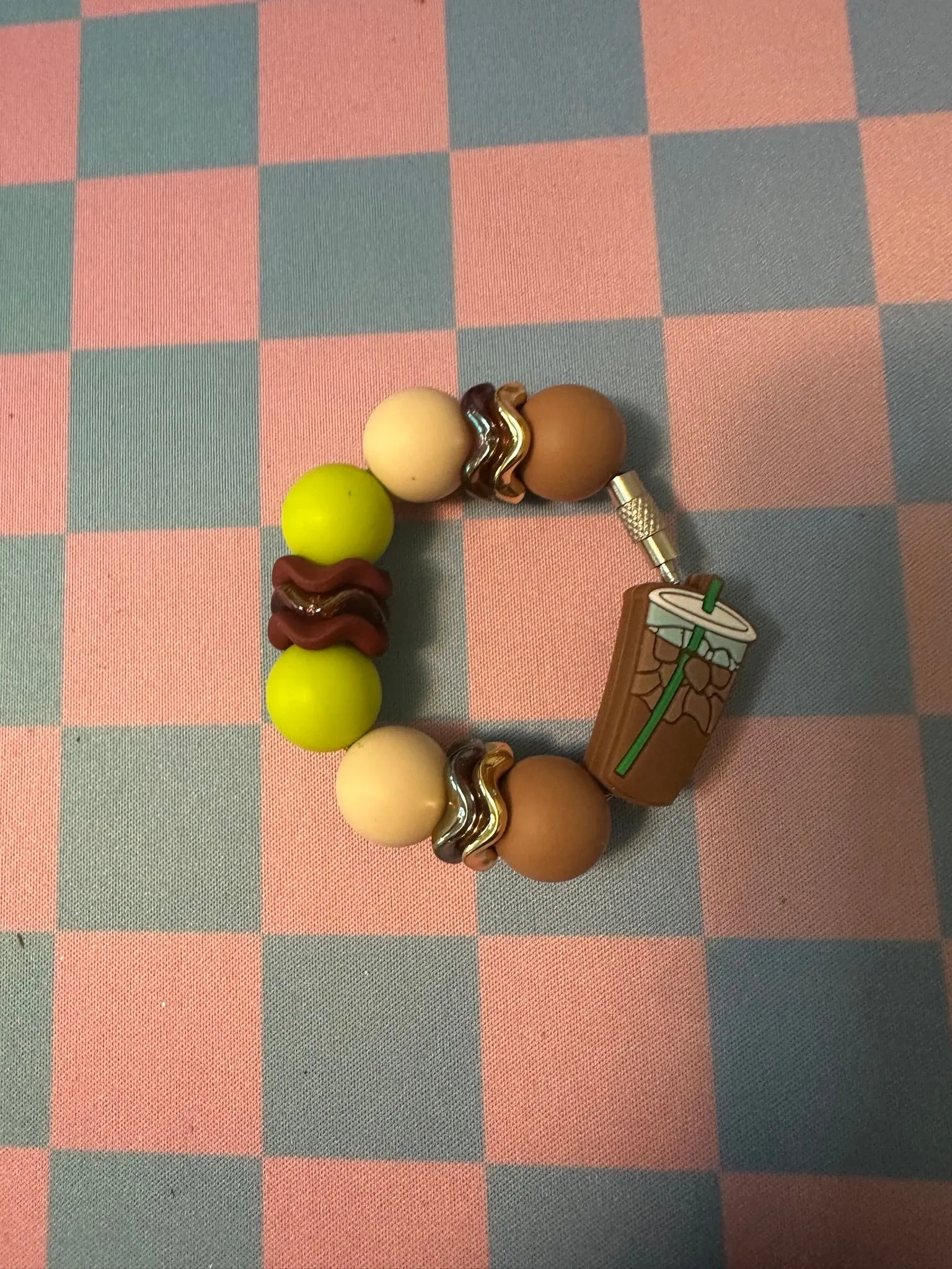 6c2dcb09-e123-477c-ae82-0b10169489aa