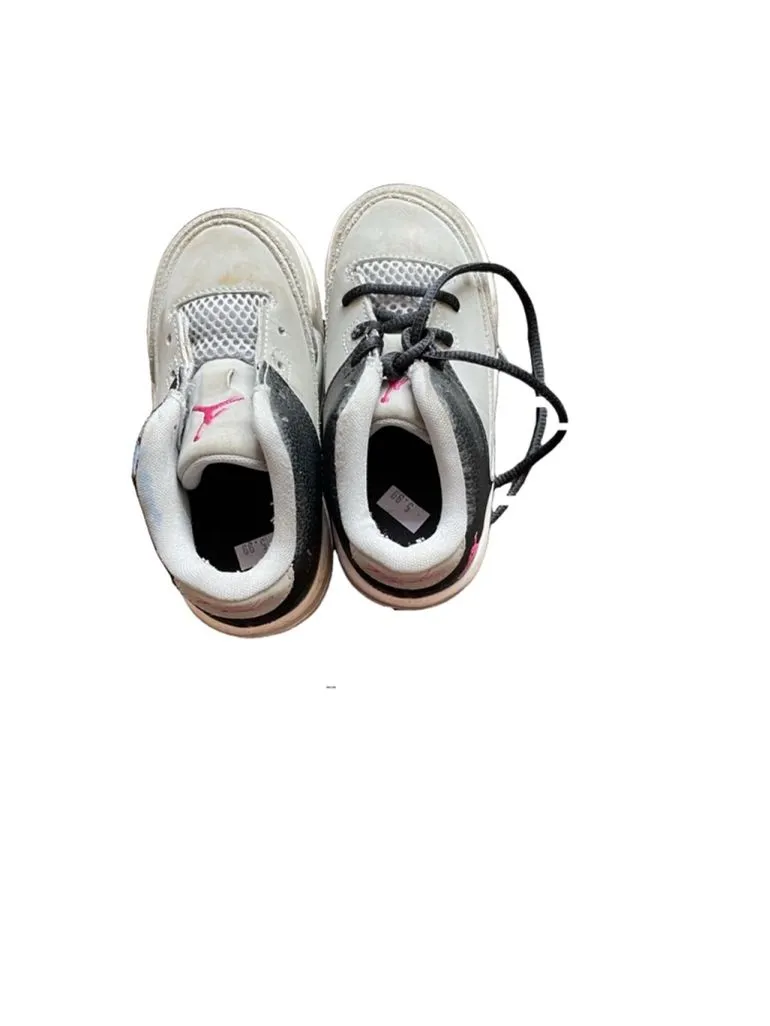 Listing Image Blurred Background