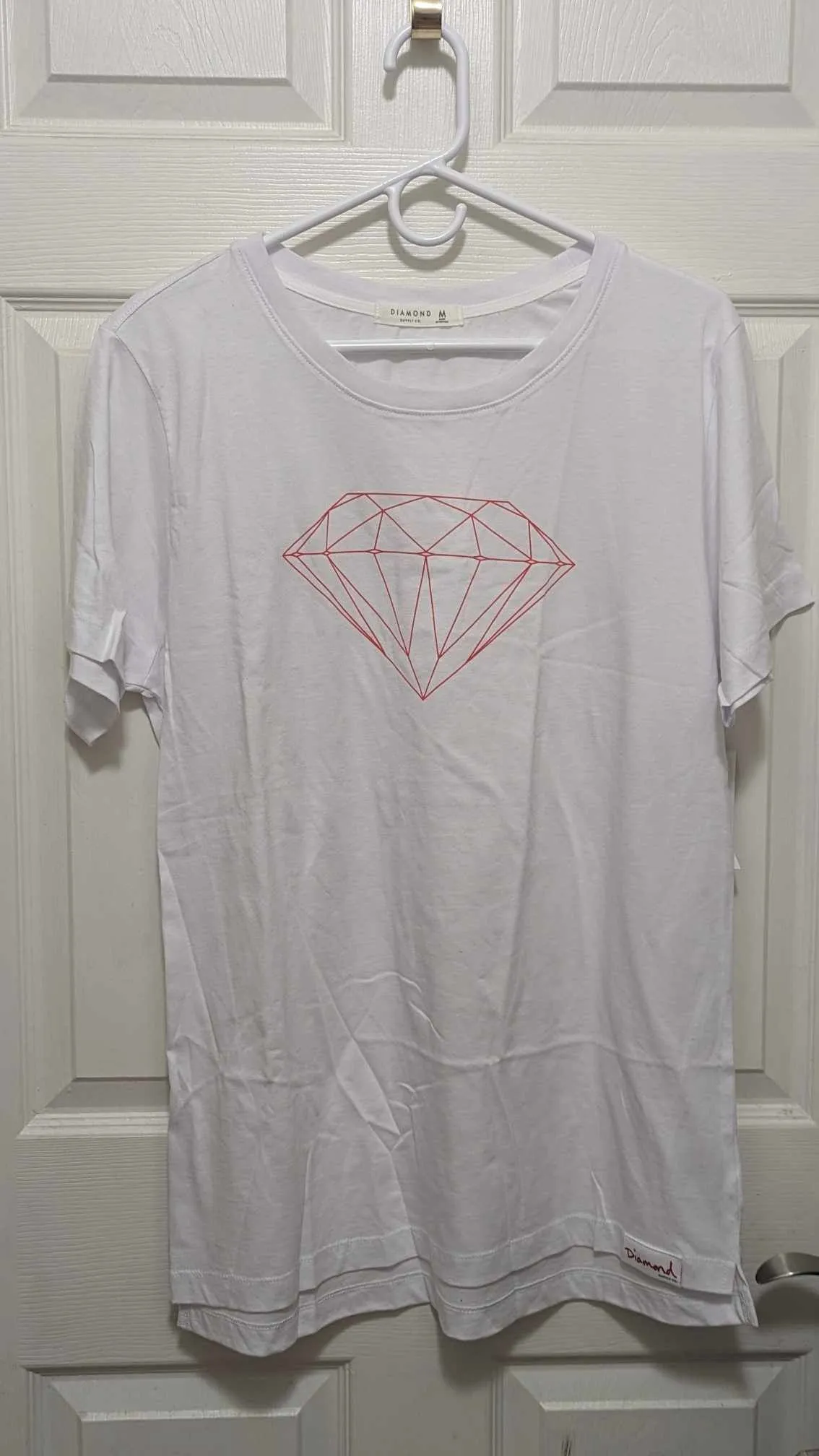 Product image for NWT Size Medium Diamond Supply company t-Shirt Unisex