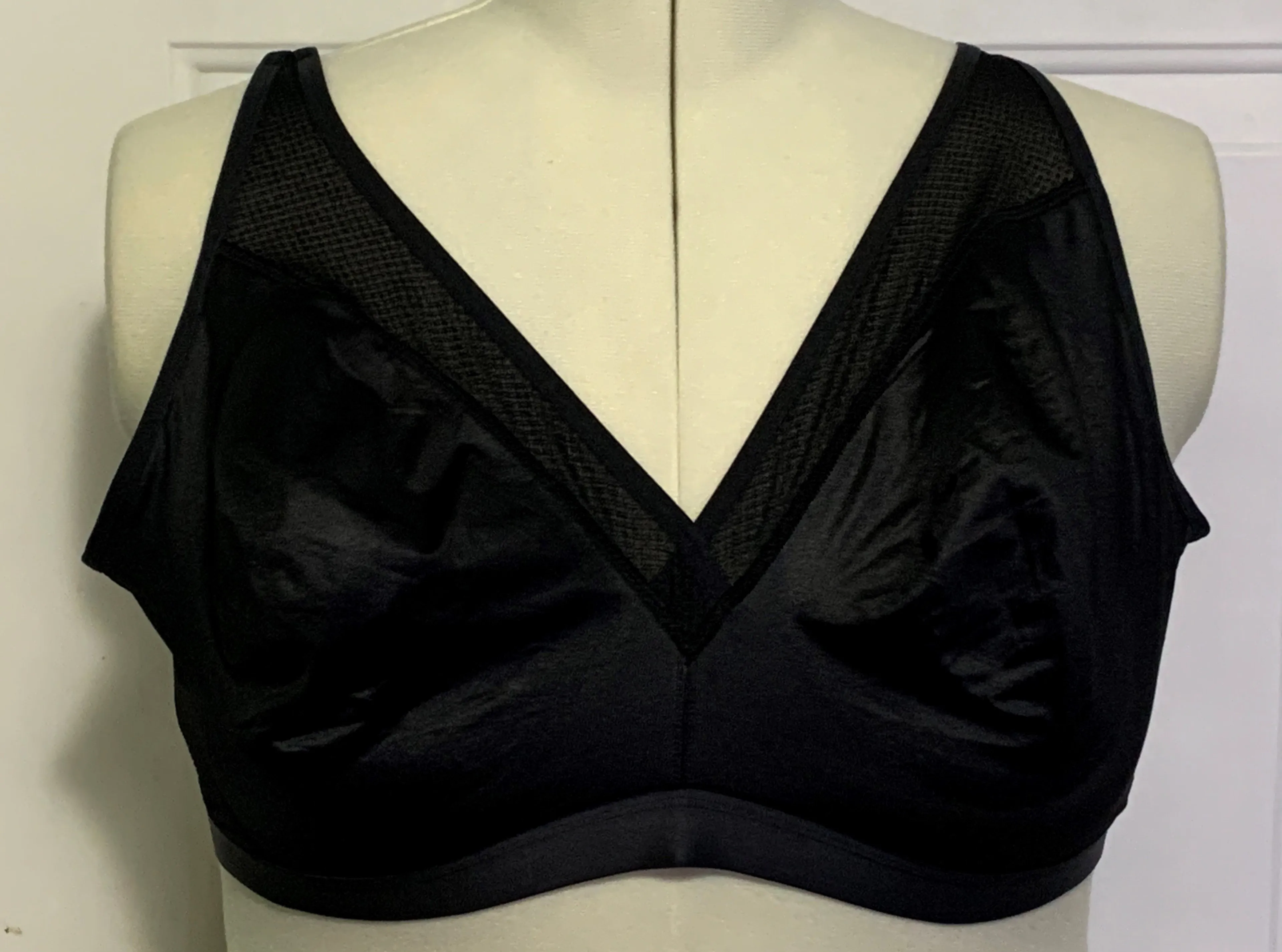 Product image for Catherines Simply Cool No Wire Bra Wireless Full Coverage Black Plus Size 44B