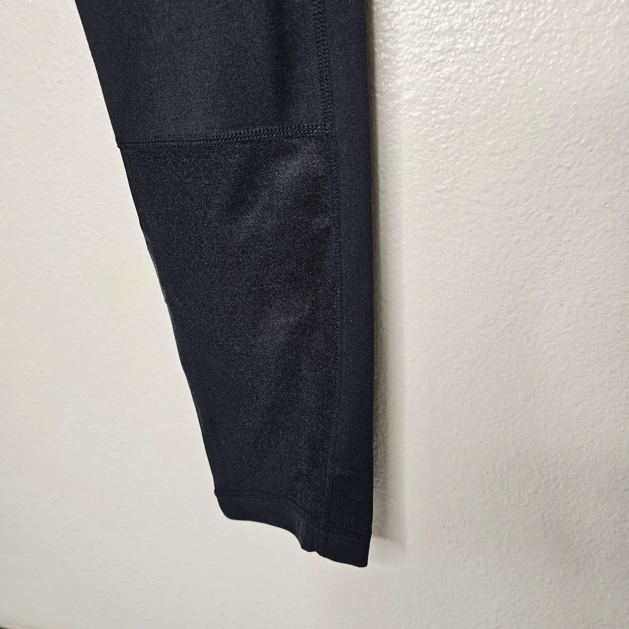 Listing Image Blurred Background