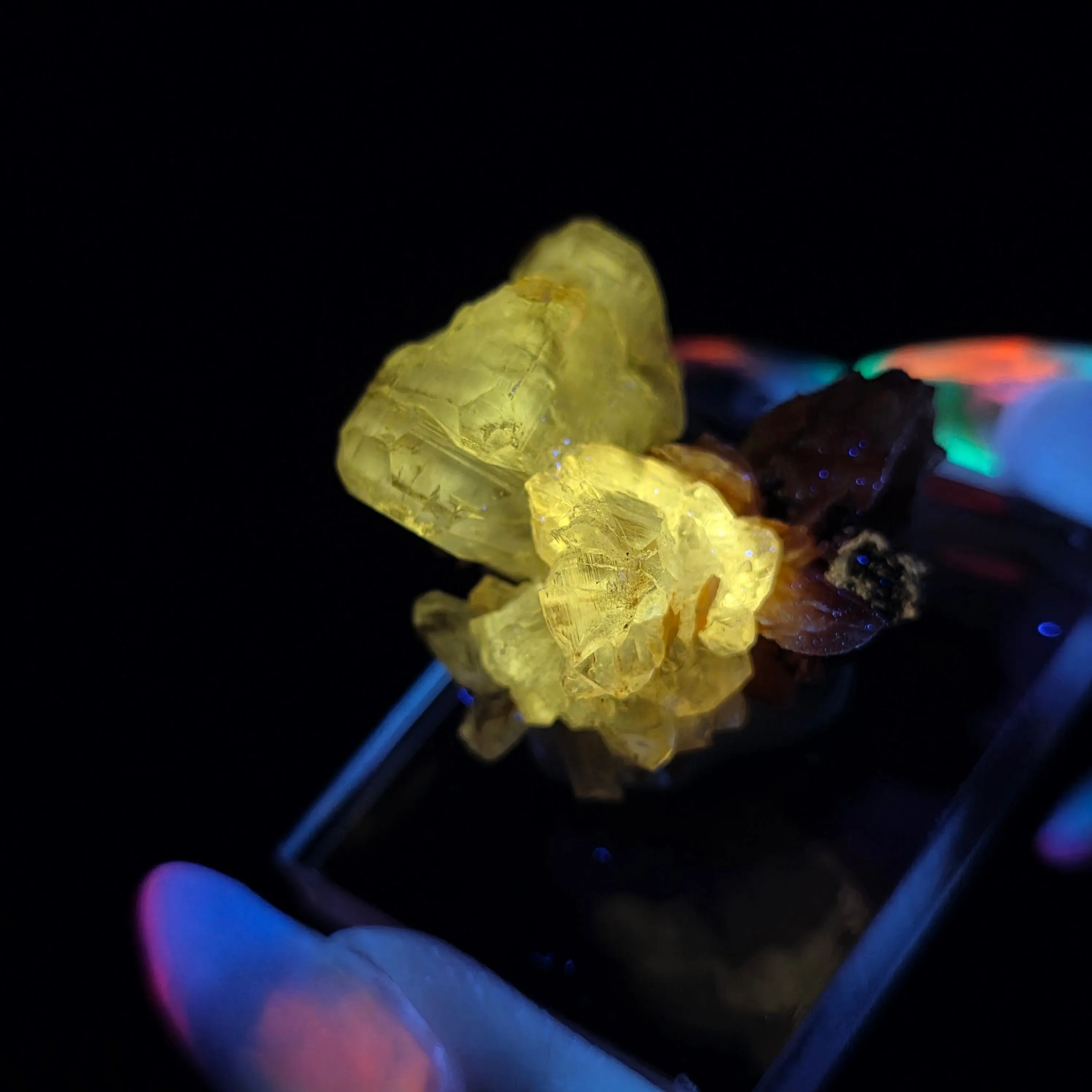 Product image for Cerussite