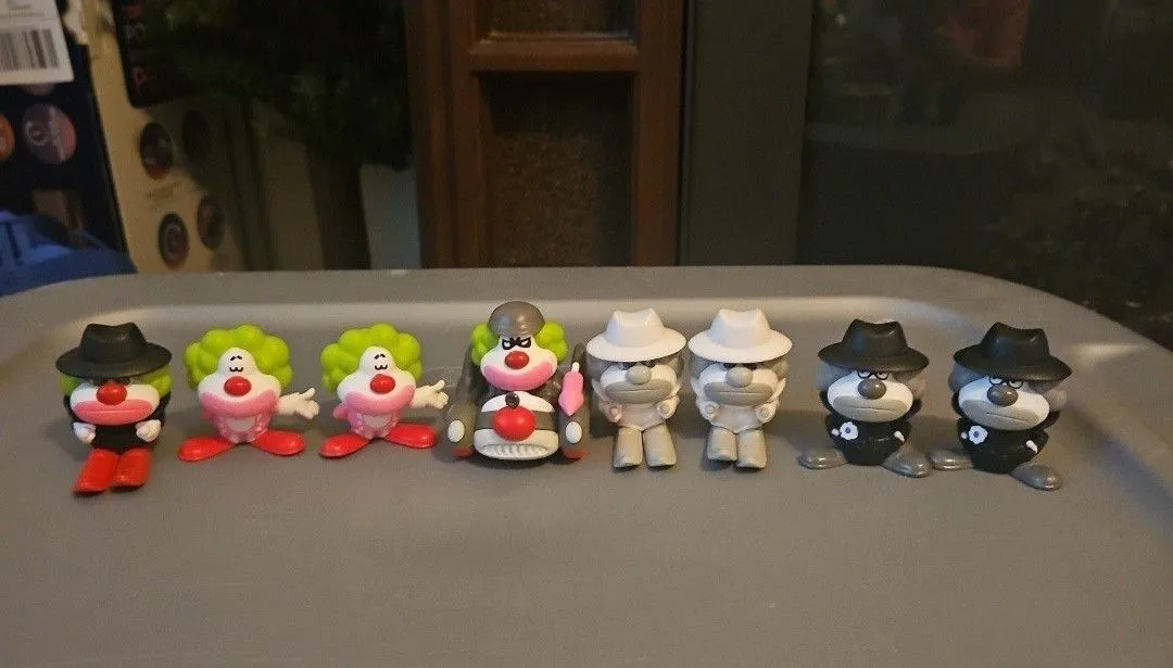 Product image for Funko Mystery Minis Clown Spy  lot