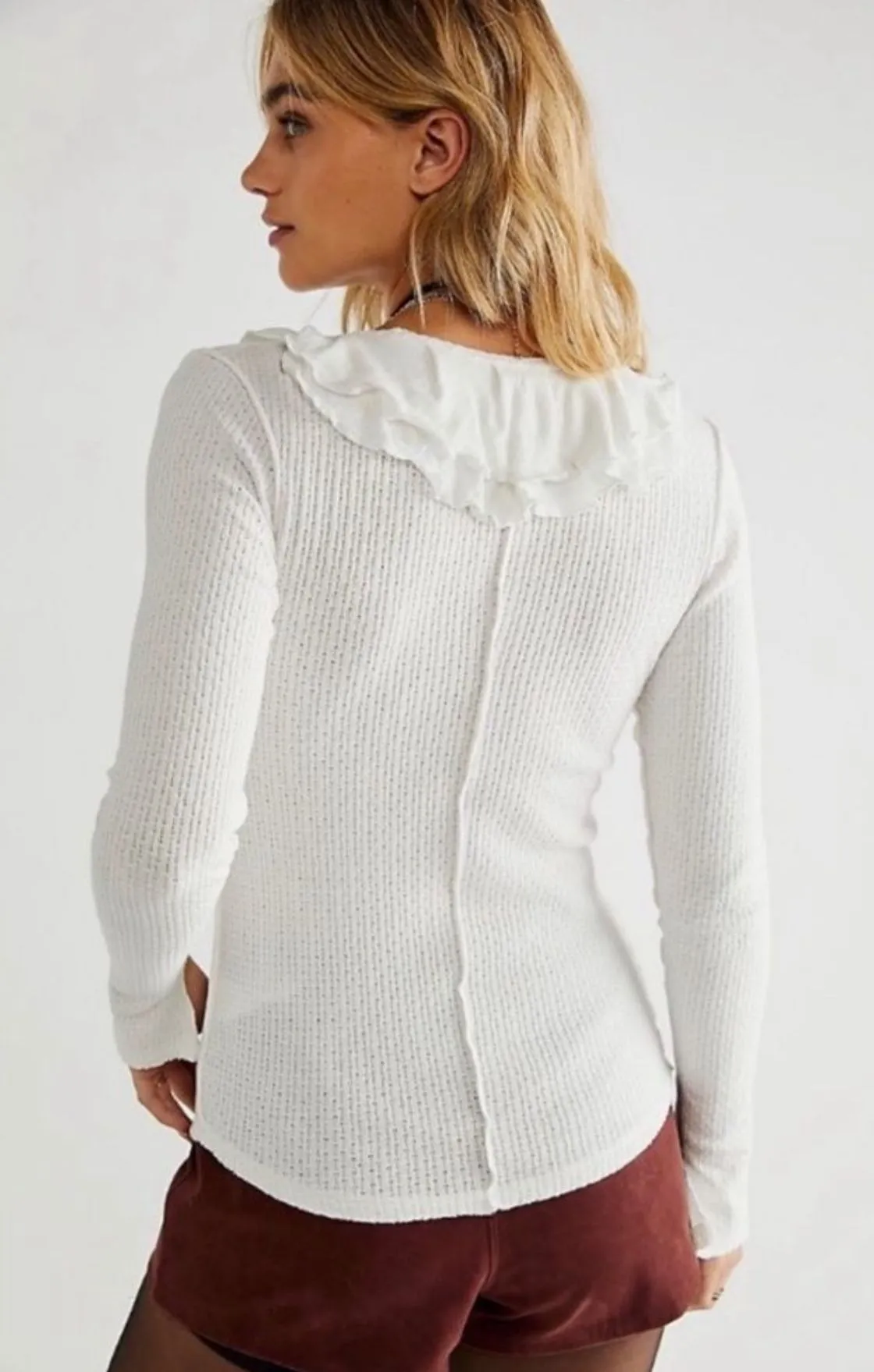 Listing Image Blurred Background