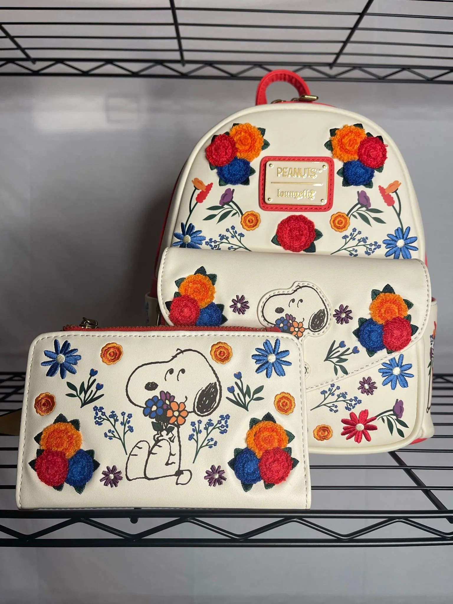 Product image for Loungefly Snoopy Backpack & Wallet set