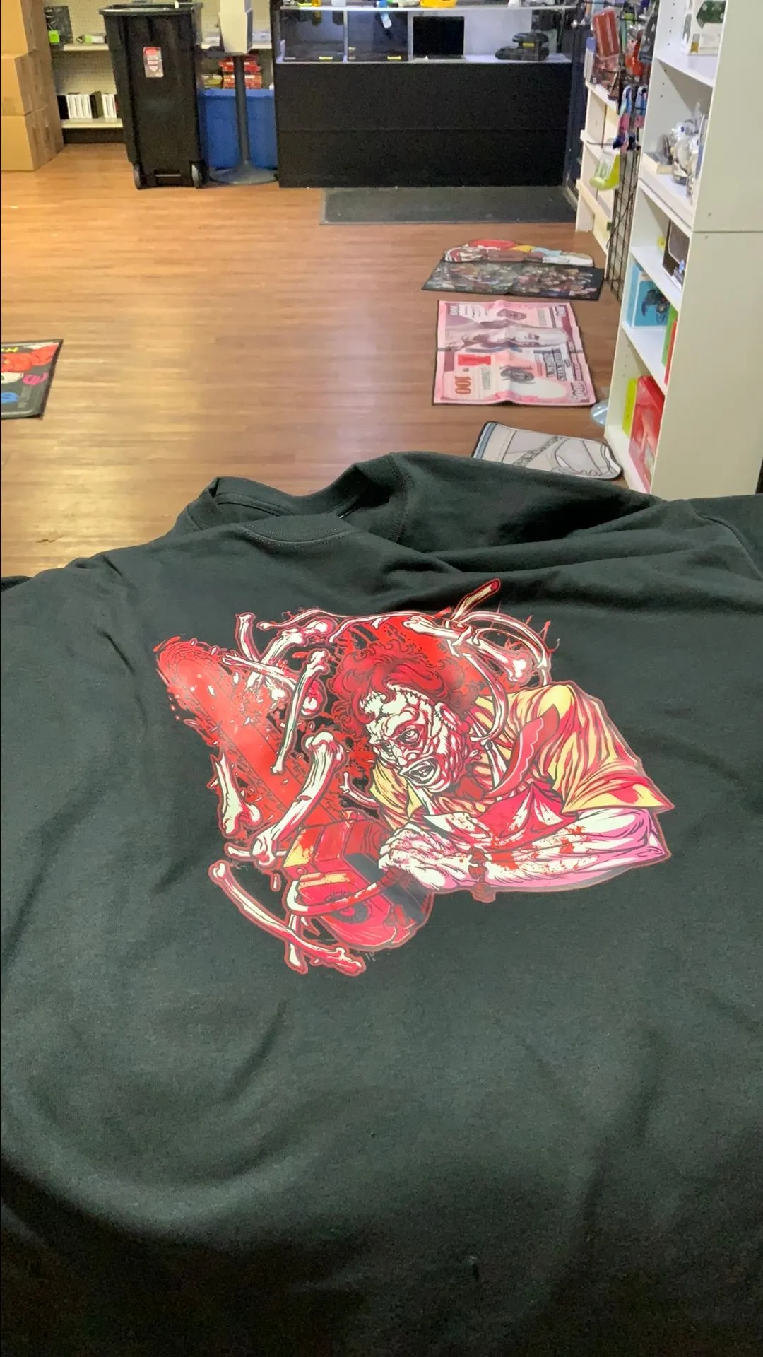Product image for 2xl Texas chainsaw massacre shirt