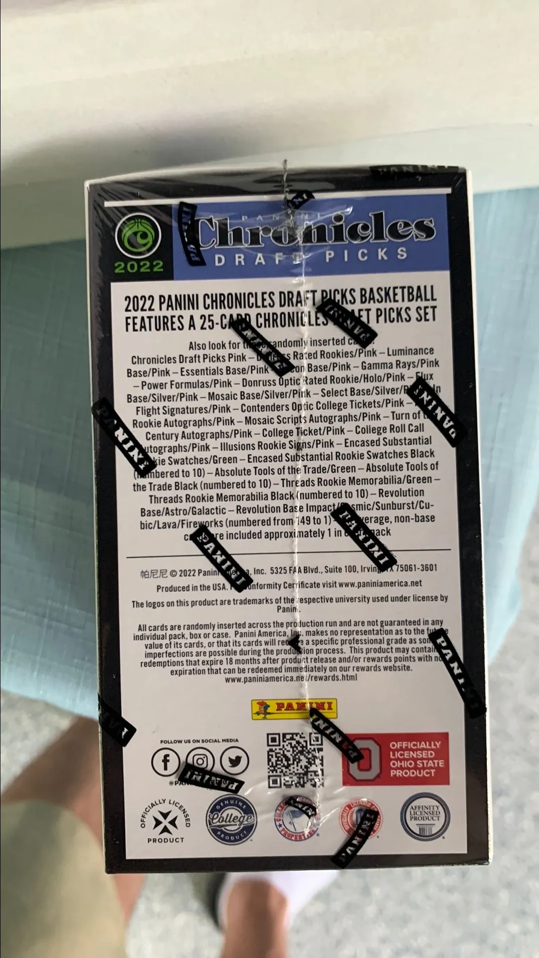 Listing Image Blurred Background