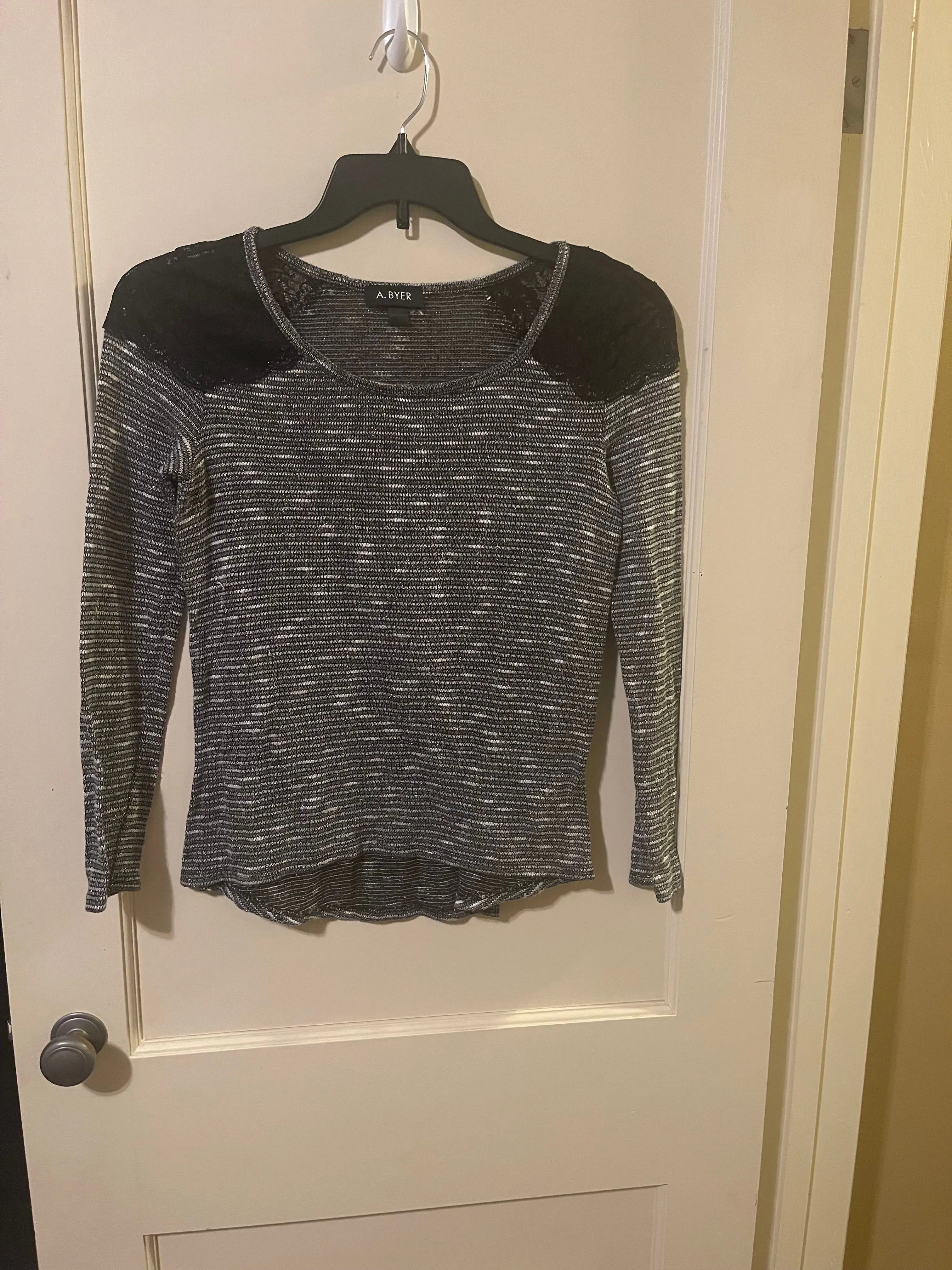 Product image for AByer gray top