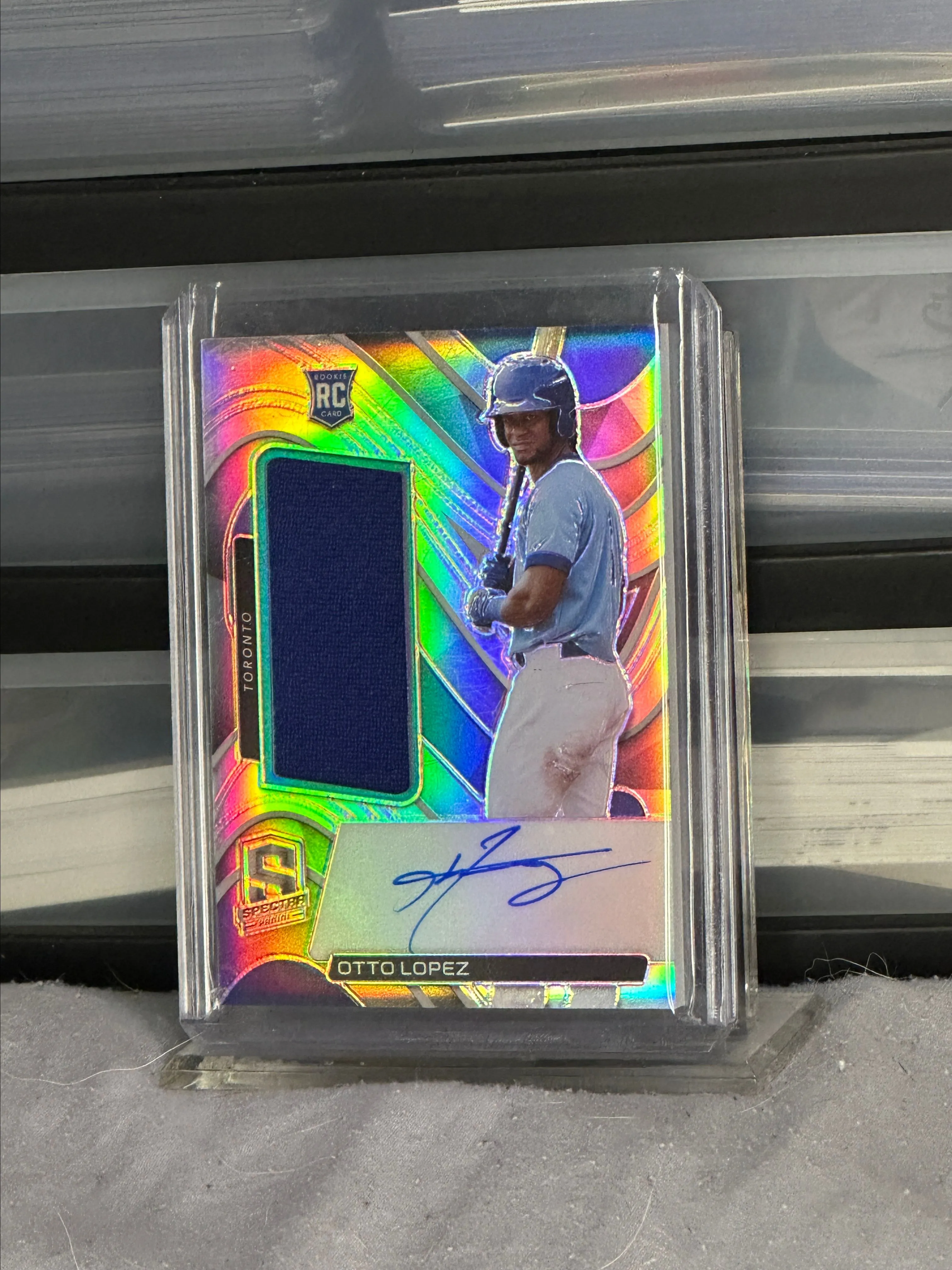 Product image for Otto Lopez Prizm /199 RC