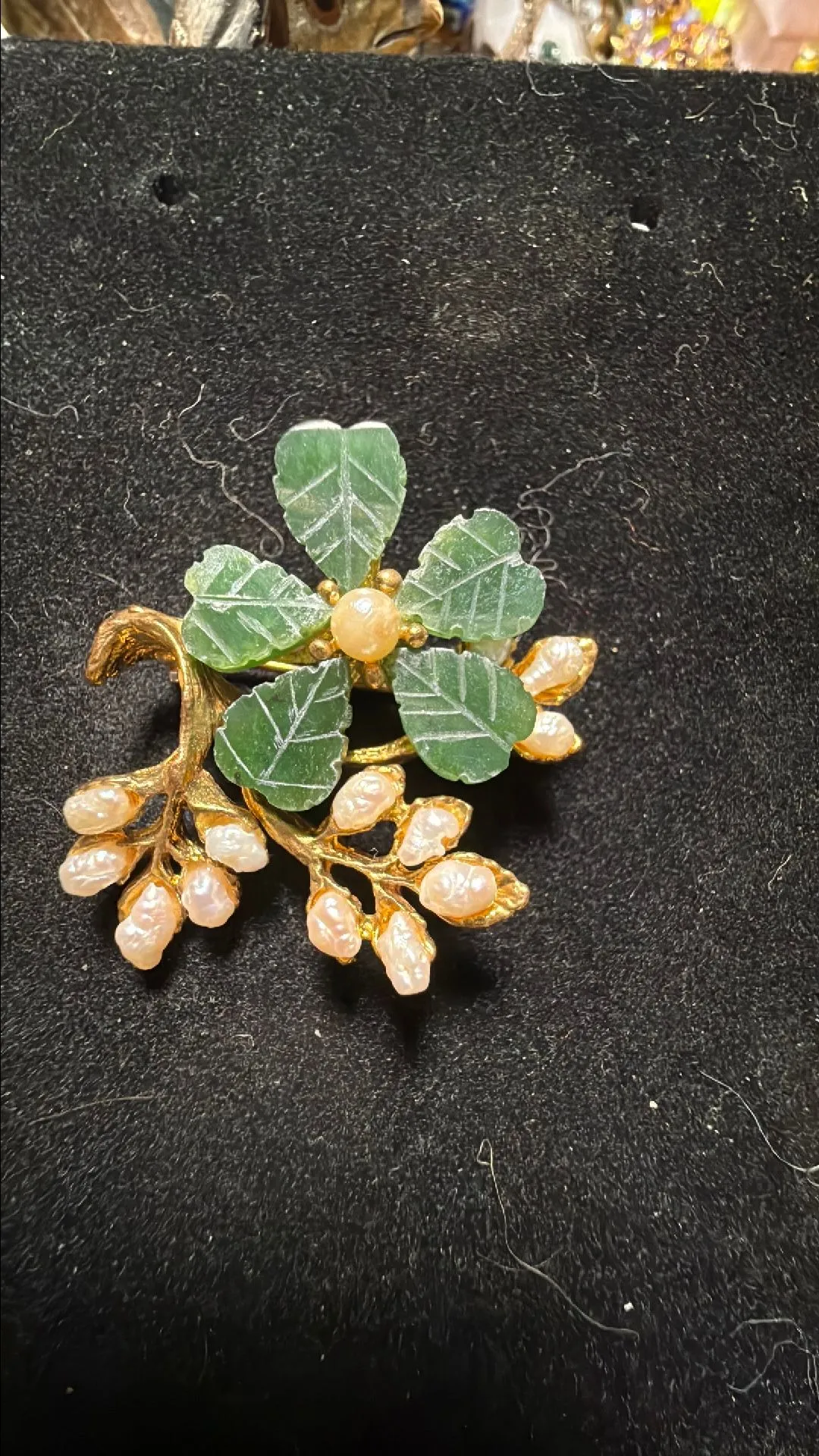 Product image for Jade pearl brooch
