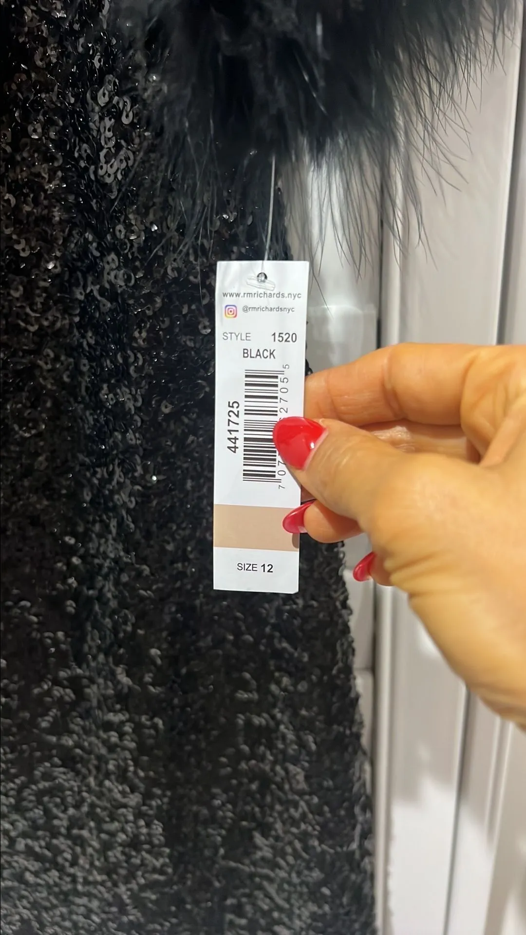 Listing Image Blurred Background